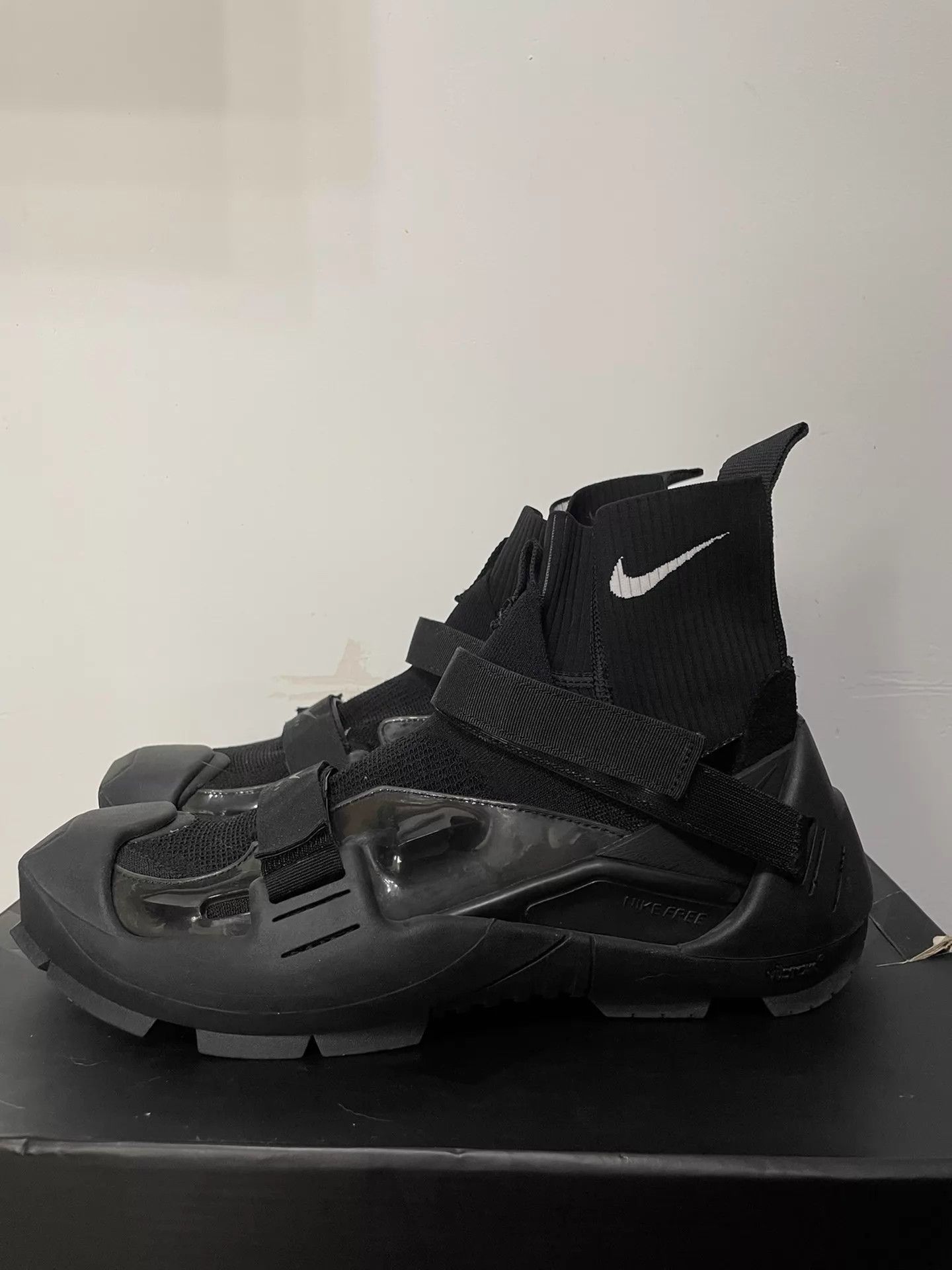 Nike MMW x Nike Free Trainer 3.0 Black 42 Removable Size US 12 / EU 45 - 2 Thumbnail