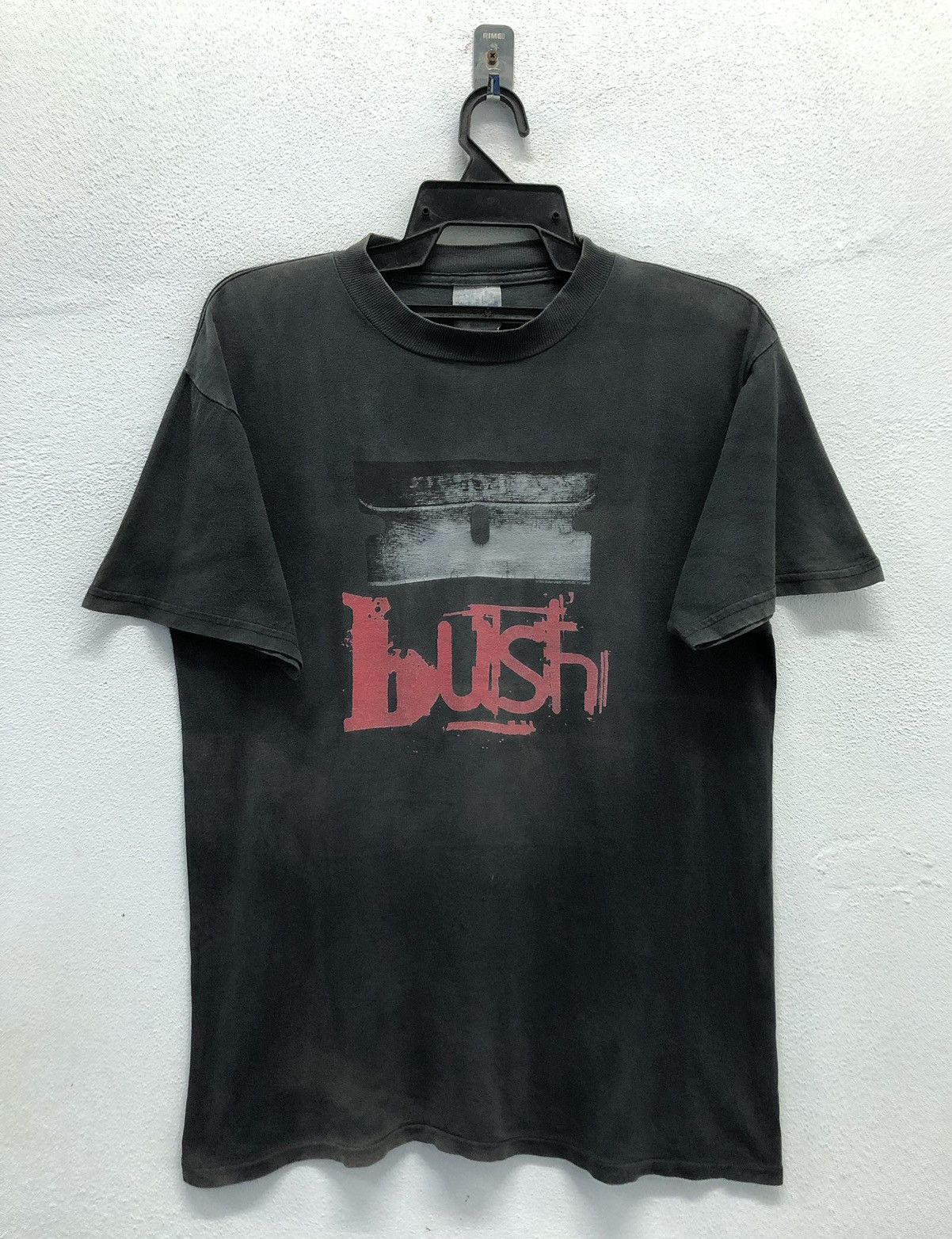 Band Tees Vintage 90s Rock Band Bush "Razorblade Suitcase" Shirt Size US M / EU 48-50 / 2 - 1 Thumbnail