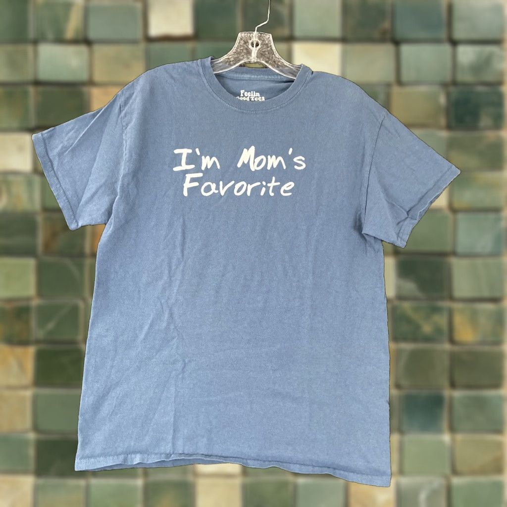 Vintage FEELING GOOD TEES I'm Mom's Favorite T Shirt Blue M 100% Cotton Preshrunk Women Short Sleeve Shirt Size M / US 6-8 / IT 42-44 - 1 Thumbnail