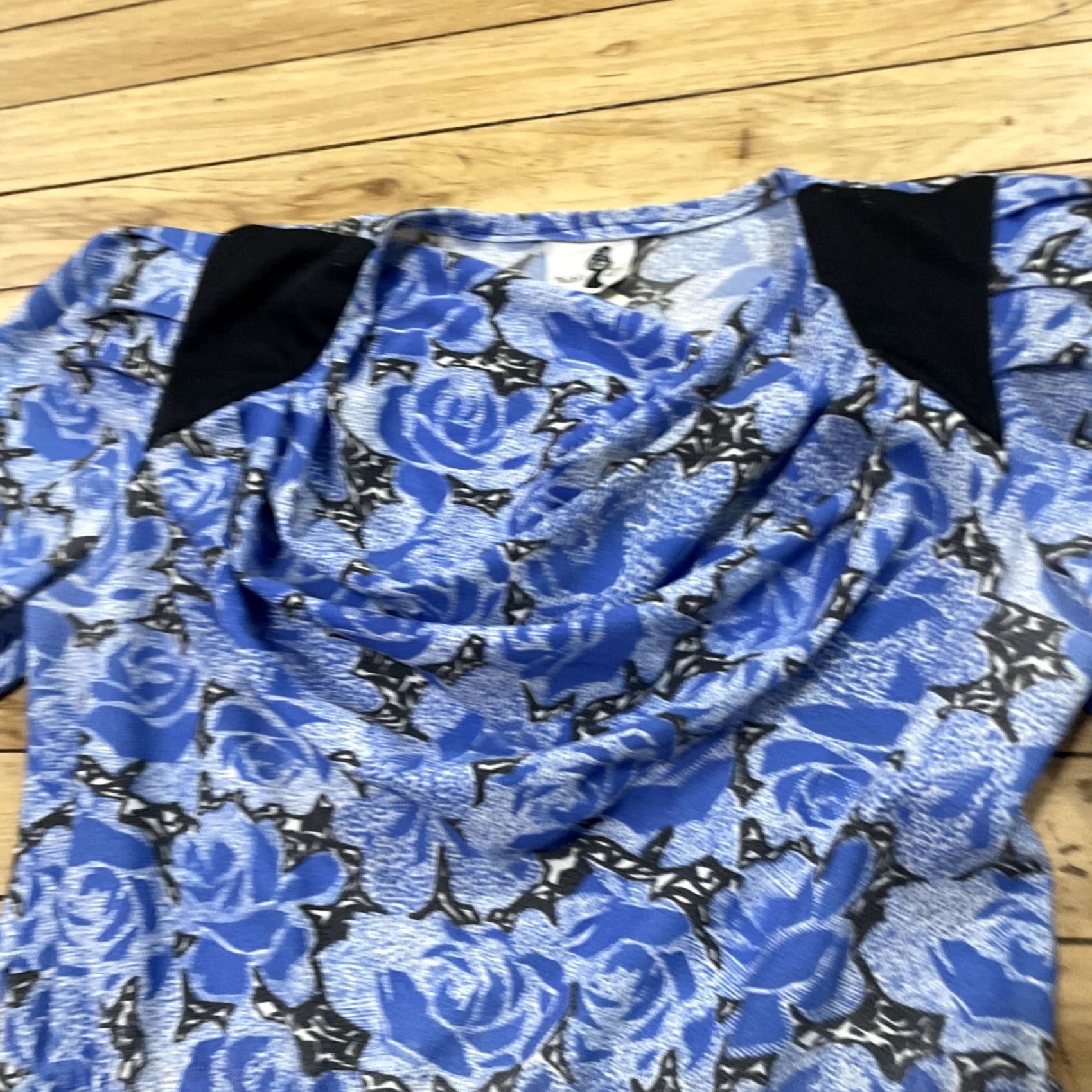 Vintage VINTAGE Nicki's Girl Sheath Dress Shirt Dress 80s Floral Blue Knee Length Ruched Peplum Cowl Neck Women Size 2 Girls Mens Womens Size XS / US 0-2 / IT 36-38 - 4 Thumbnail