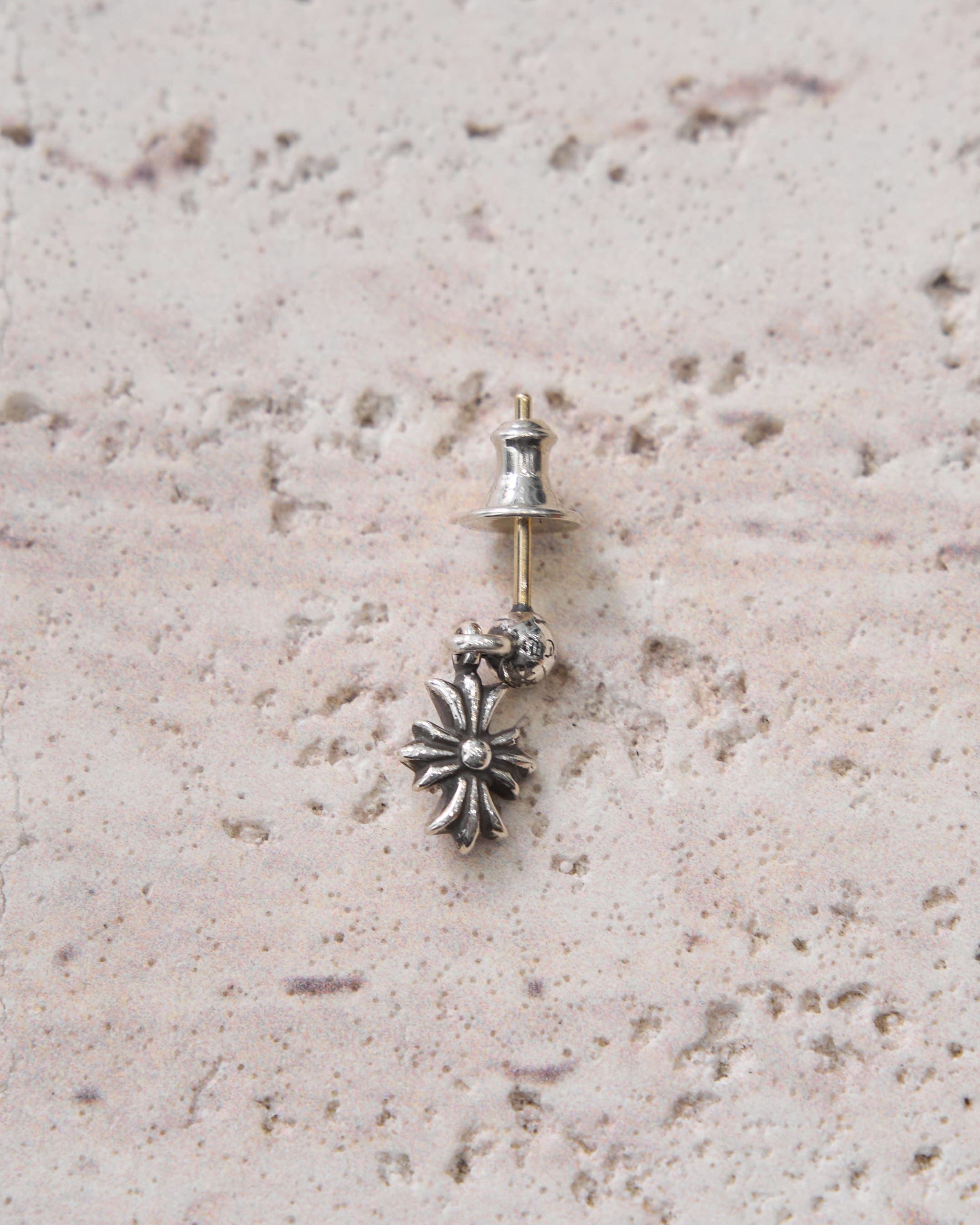 Chrome Hearts Chrome Hearts Tiny E silver diamond earring Size ONE SIZE - 9 Thumbnail