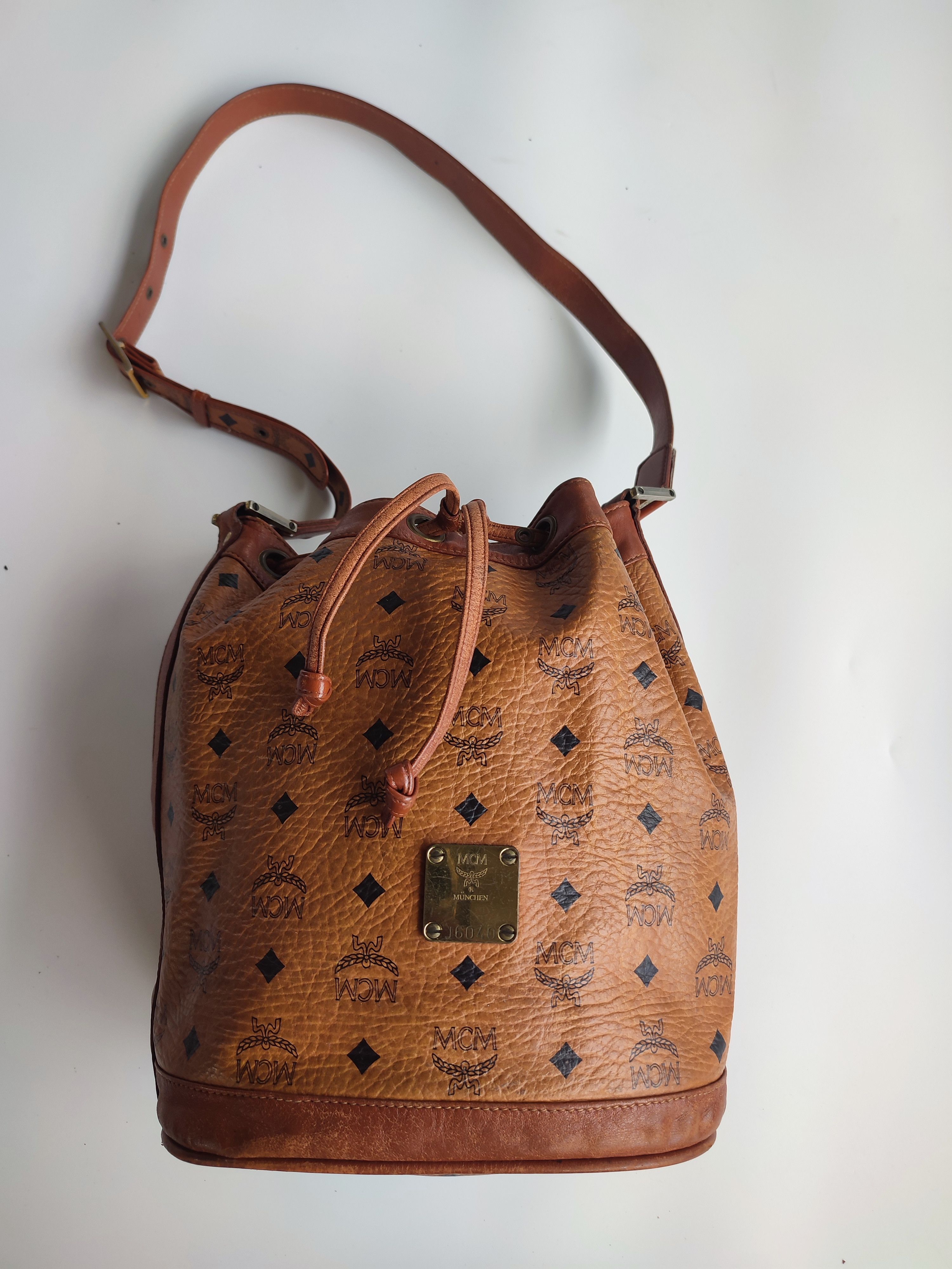 MCM MCM VISETOS DRAWSTRING BUCKET BAG Size ONE SIZE - 1 Thumbnail
