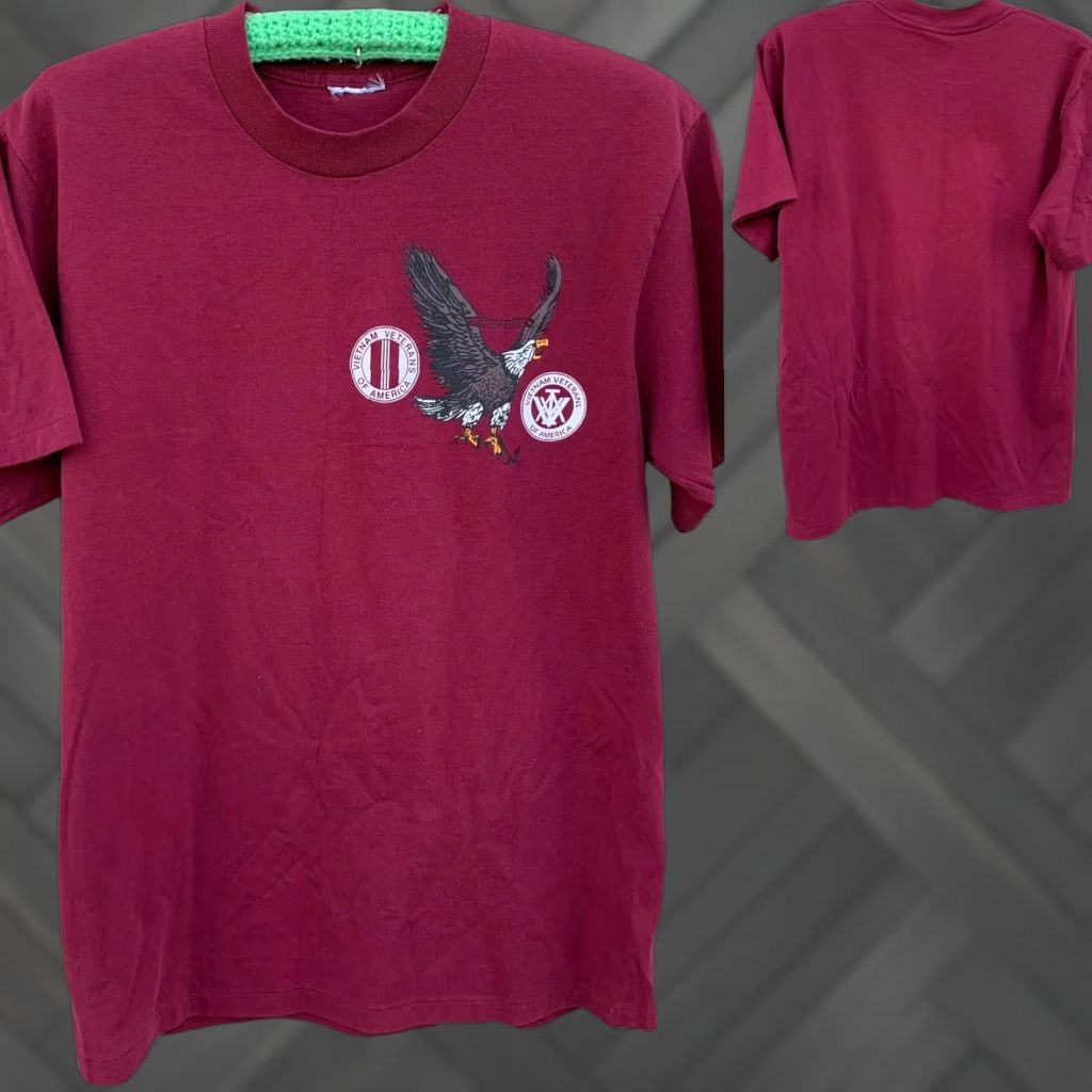 Vintage VINTAGE Vietnam Veterans of America t-shirt burgundy graphics single stitch L Men Crew Neck Short Sleeve Cotton Blend Gift Ready? Size US L / EU 52-54 / 3 - 1 Thumbnail