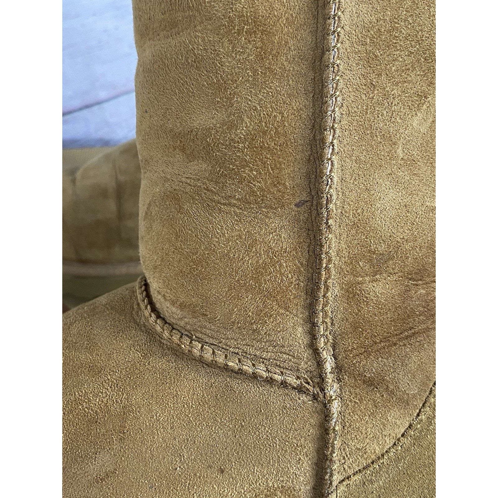 Ugg IOB UGG Classic Tall Womens Winter Boots - Size 9, Chestnut Size US 9 / IT 39 - 13 Thumbnail
