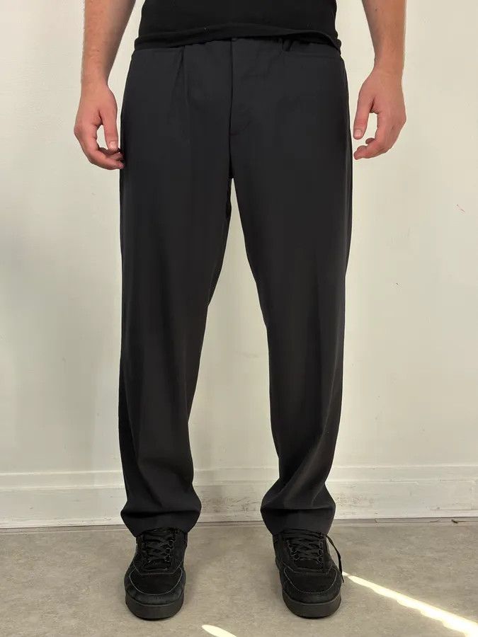 Prada 2000s Prada Black Tailored Pants Size US 34 / EU 50 - 2 Thumbnail