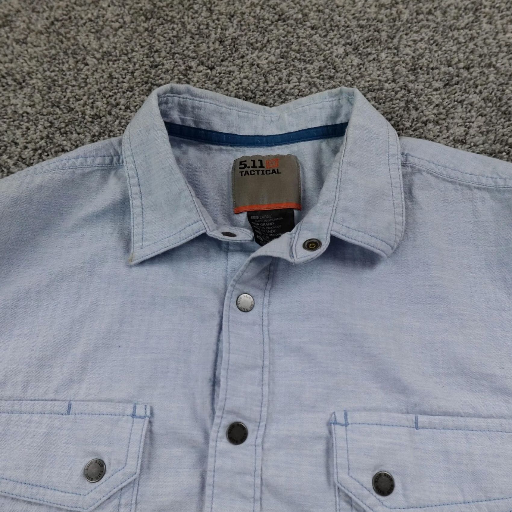 Vintage 5.11 Tactical Shirt Mens L Blue Herringbone Short Sleeve Snap Button Up Workwear Size US L / EU 52-54 / 3 - 3 Thumbnail