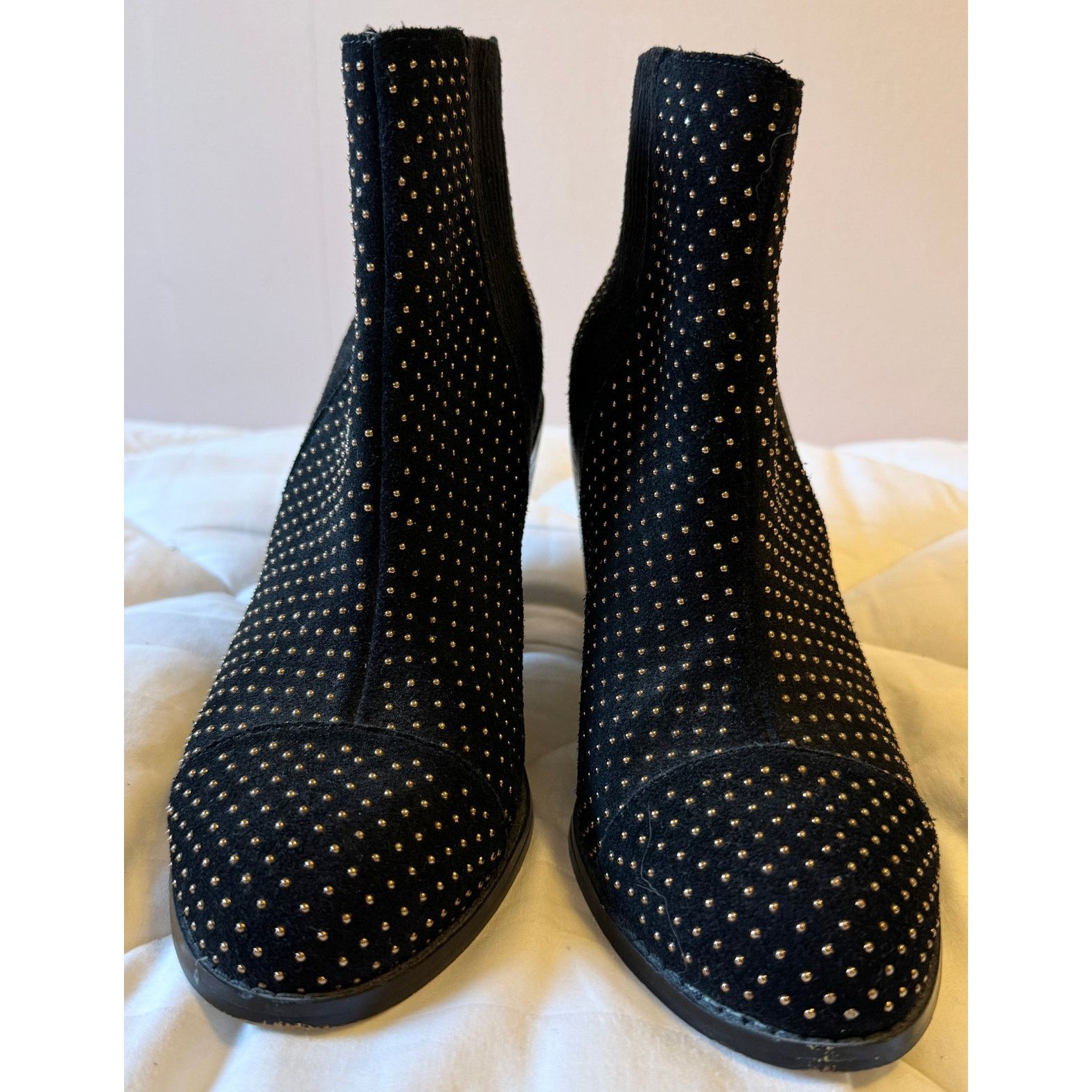Anthropologie Anthropologie Studd Stack Heel Embellished Suede Ankle Boots Size US 7 / IT 37 - 4 Thumbnail