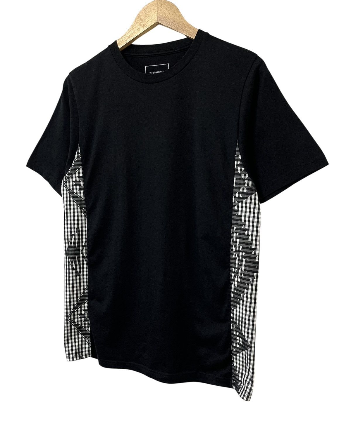 Sophnet. SOPHNET UNIFORM EXPERIMENT SOPH DISTINCTIVE MOTIF TSHIRT Size US L / EU 52-54 / 3 - 4 Thumbnail