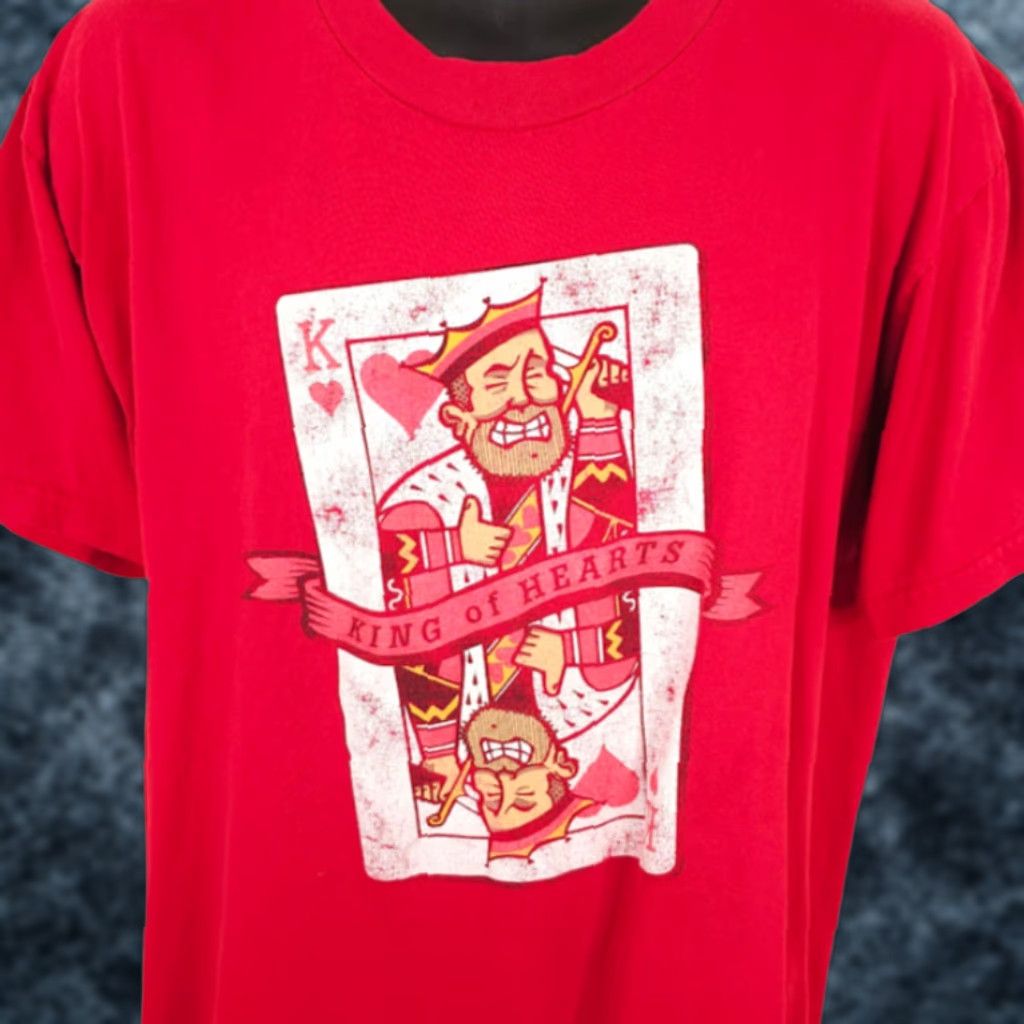 Vintage VINTAGE King Of Hearts T Shirt Mens XL Red 90s Cards Gambling Poker Honors Shirt Mens XL Red 90s King Of Hearts T-Shirt Size US XL / EU 56 / 4 - 1 Thumbnail