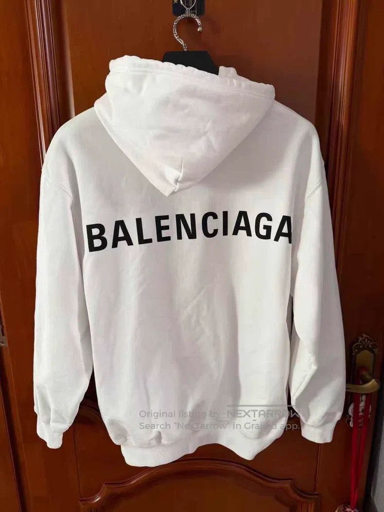 Balenciaga Balenciaga Back Big Logo Hooded Sweatshirt, White Size US S / EU 44-46 / 1 - 1 Thumbnail