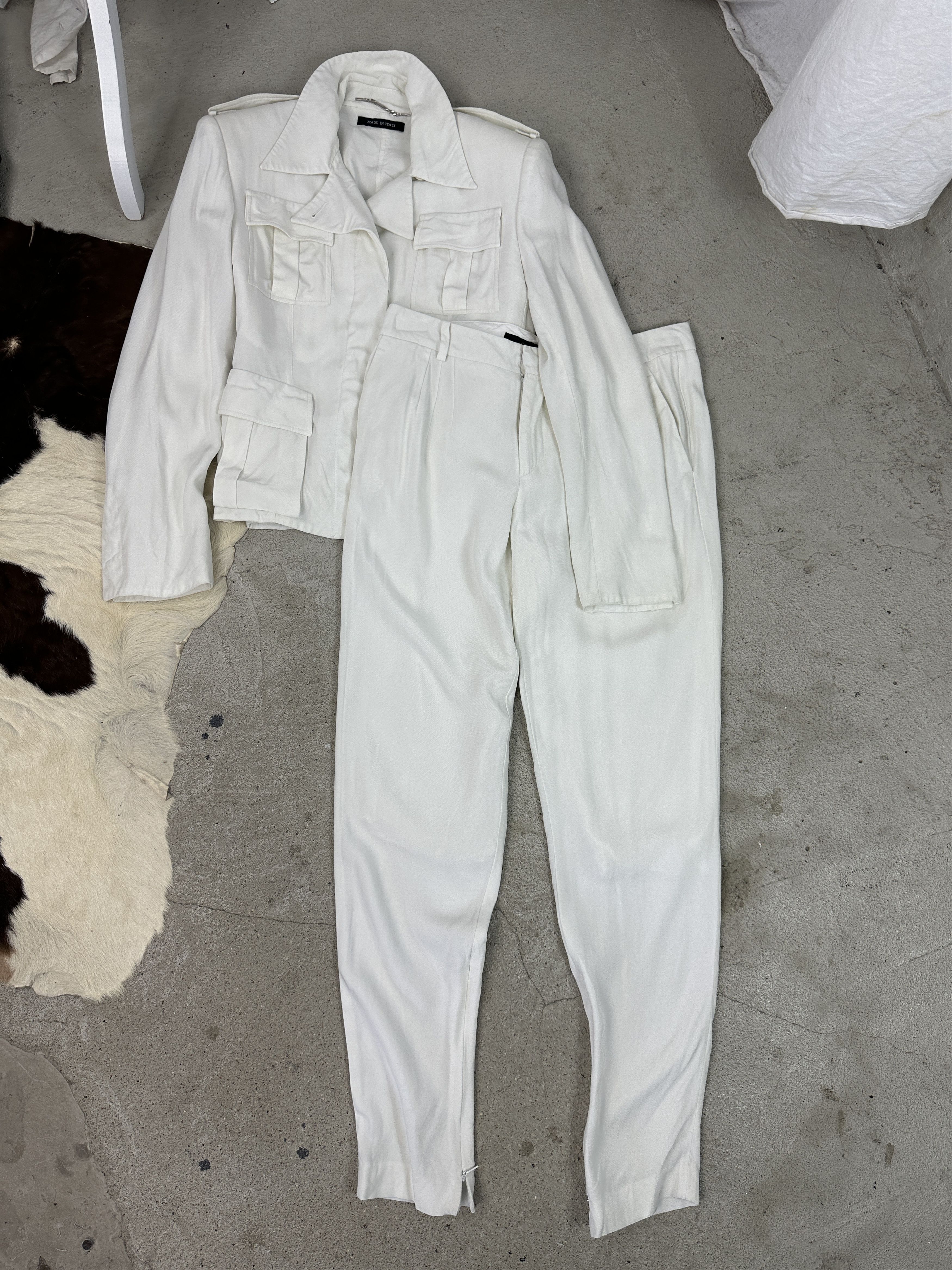 Gucci × Vintage Vintage Gucci Padded Shoulders Blazer 00s Size 25" / US 0 / IT 36 - 2 Thumbnail
