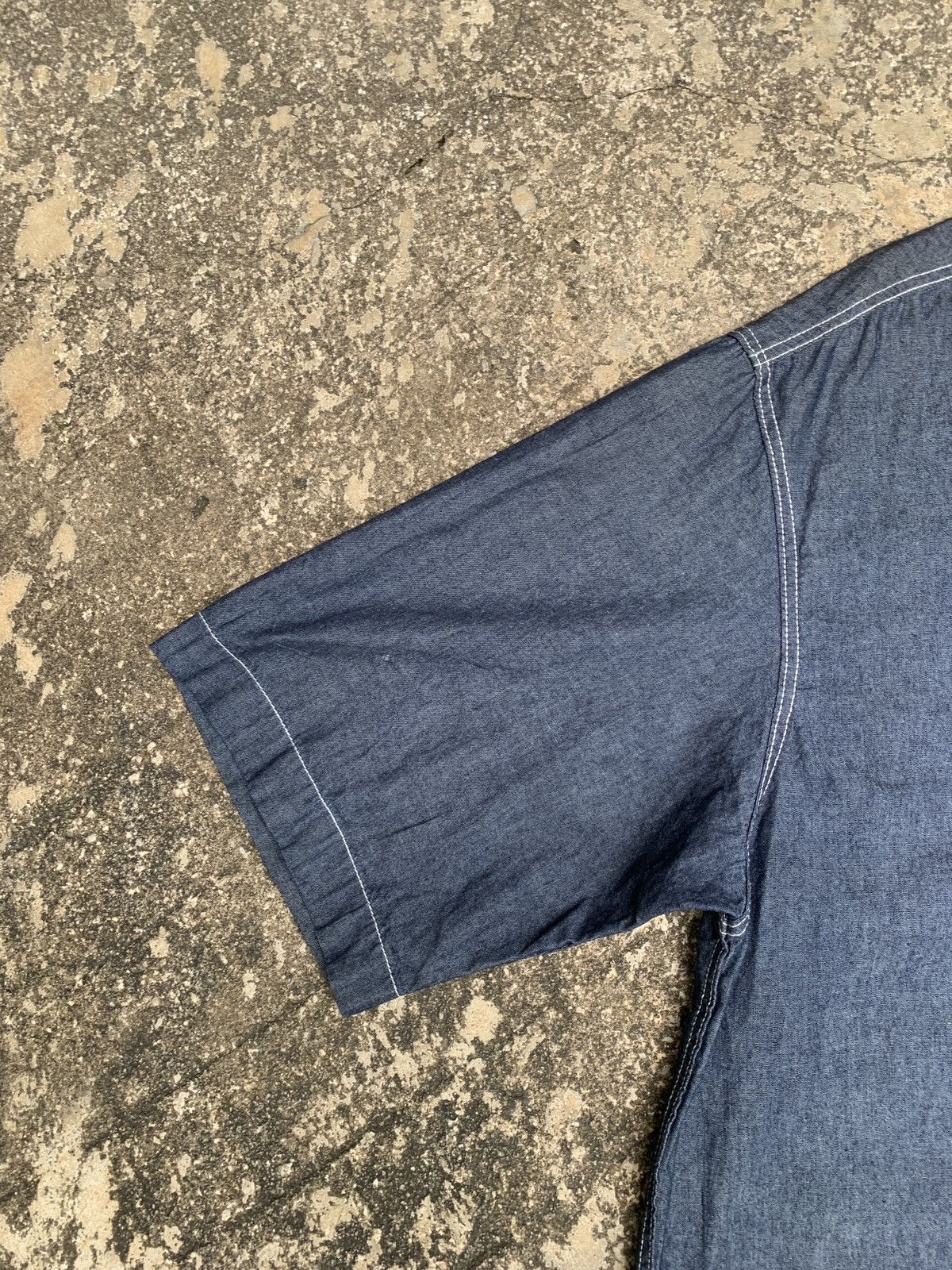 GU × Japanese Brand × Uniqlo GU Global Uniqlo Japan Denim Like Blue Oversize Shirt Size US L / EU 52-54 / 3 - 4 Thumbnail