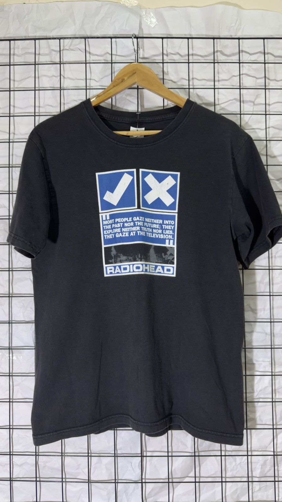 Band Tees Radiohead band tee shirt Size US M / EU 48-50 / 2 - 1 Thumbnail