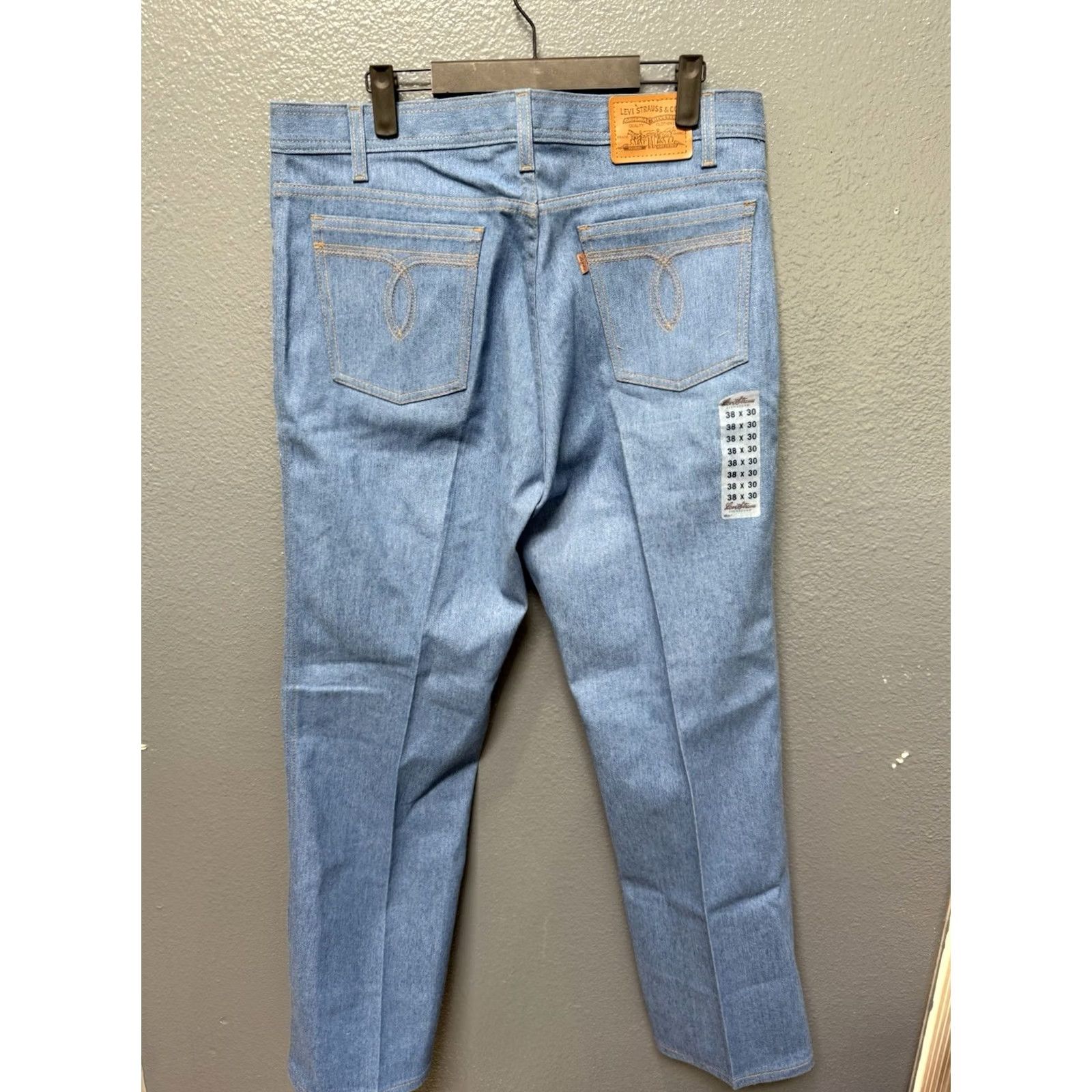 Levi's VINTAGE Levi’s Jeans Blue 38 30 Denim Pants Mens Straight 2001 Indigo Mexico Size US 38 / EU 54 - 4 Thumbnail