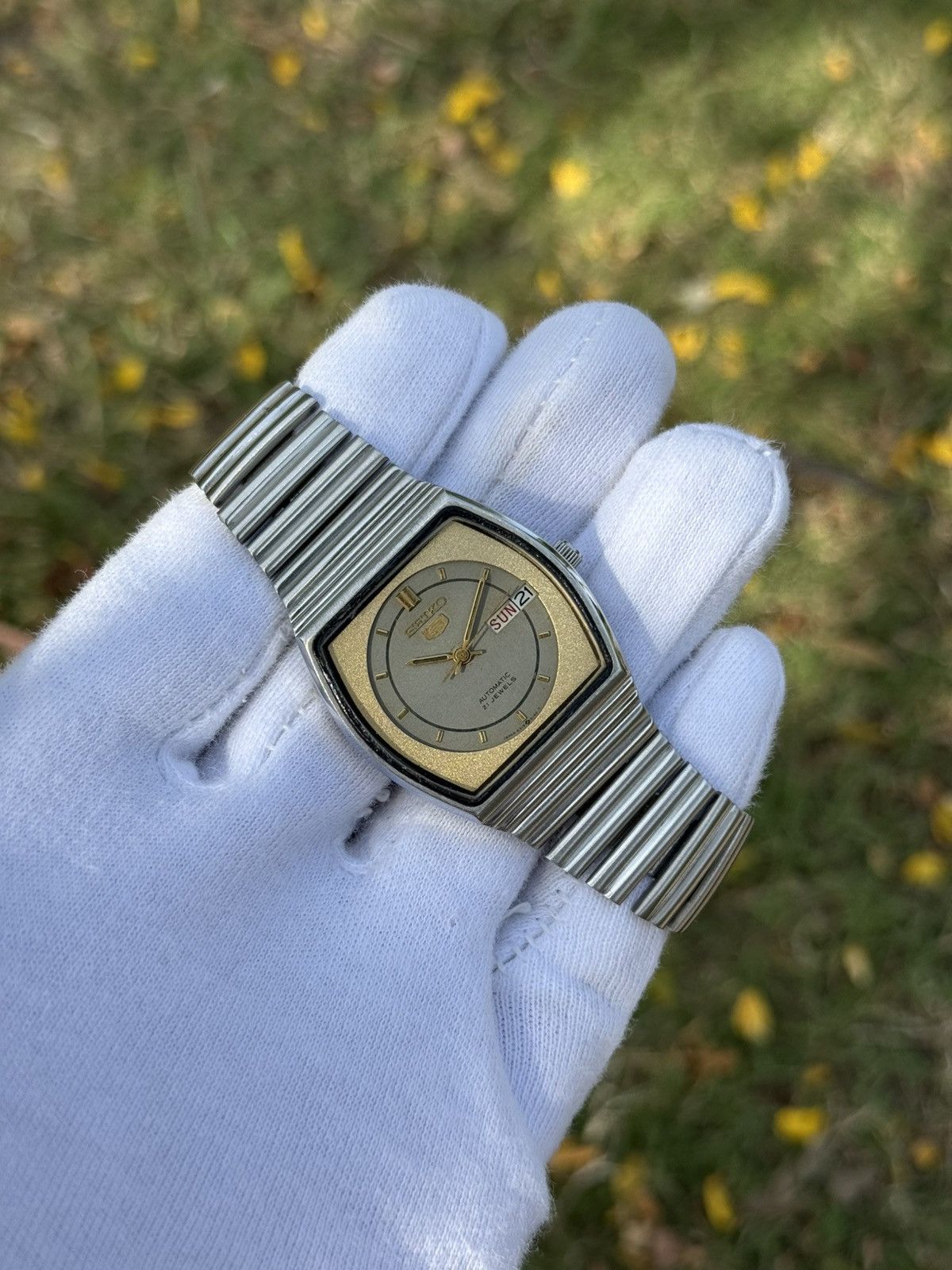 Seiko Vintage Seiko 5 Automatic japan Watch:gray Dial, retro Case Size 36 - 4 Thumbnail