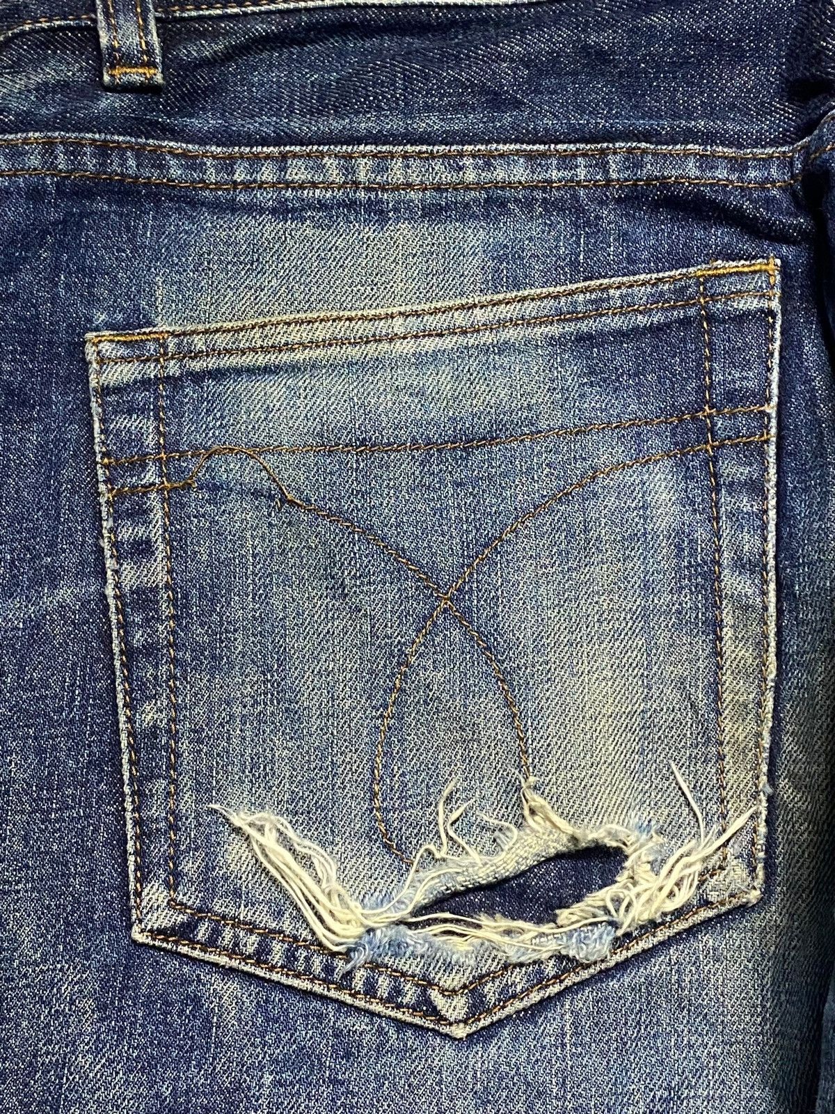 Vintage Vintage Calvin Klein Selvedge Mud Wash Distressed Loose Jean Size US 32 / EU 48 - 18 Thumbnail