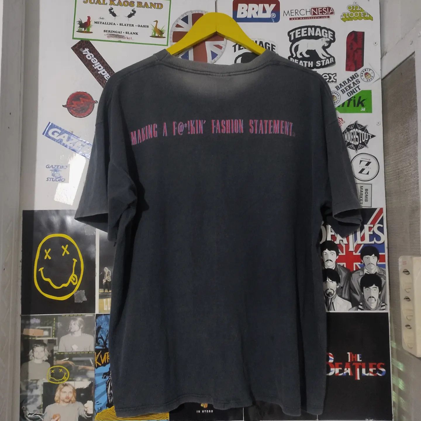 Band Tees Guns N Roses Use Your illusion Size US XL / EU 56 / 4 - 2 Thumbnail