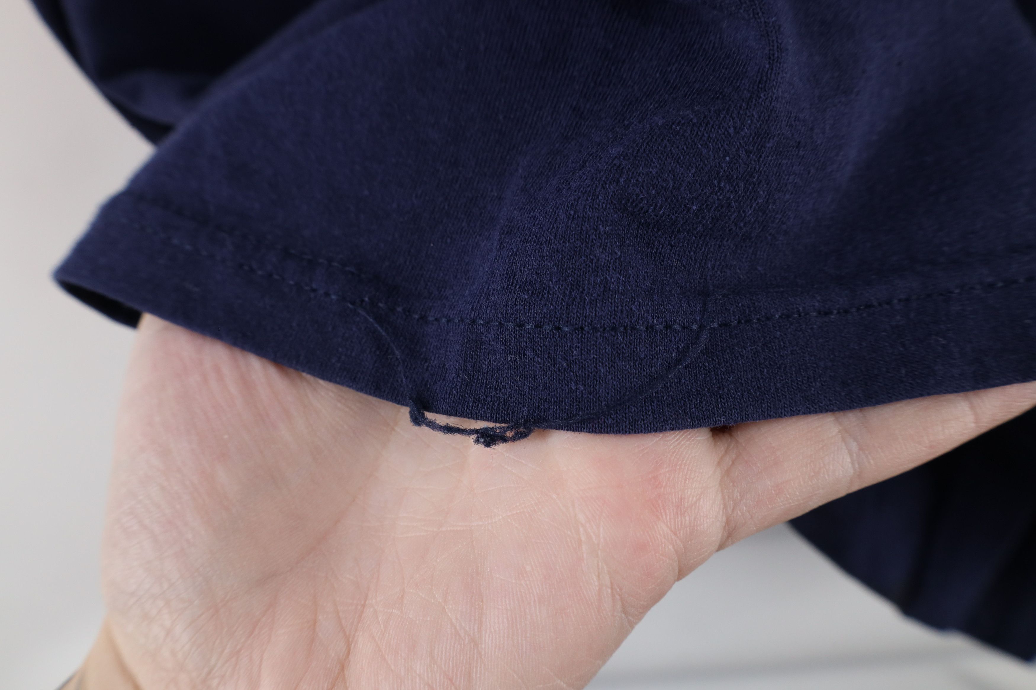 Vintage Vintage 90s Streetwear Blank Pocket T-Shirt Navy Blue Size US L / EU 52-54 / 3 - 8 Thumbnail