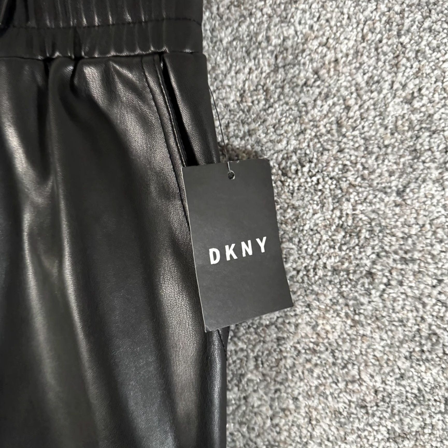 DKNY DKNY Pants L Faux Leather Elastic Waist Lined Pockets Streetwear Edgy Punk Moto Women Black Size 36" / US 14 / IT 50 - 2 Thumbnail