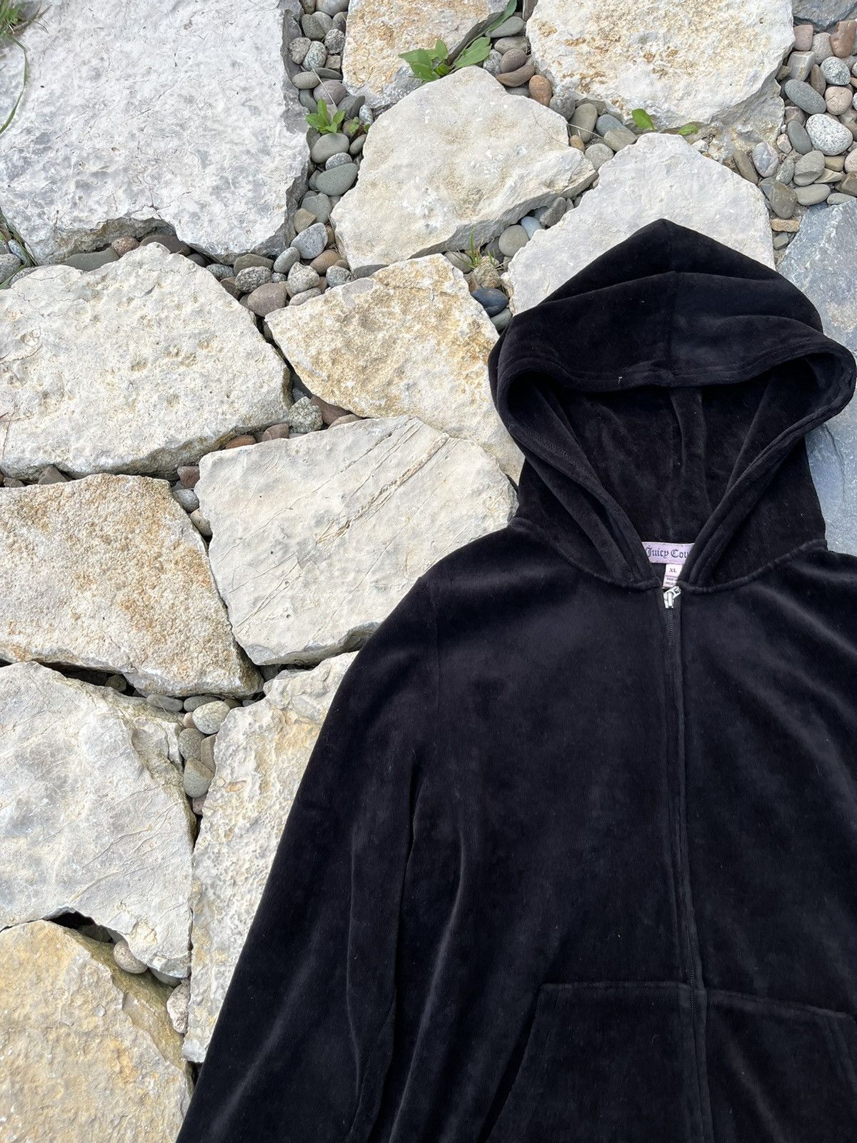 Juicy Couture × Vintage Vintage Juicy Couture y2k velvet choose couture zip hoodie Size XL / US 12-14 / IT 48-50 - 4 Thumbnail