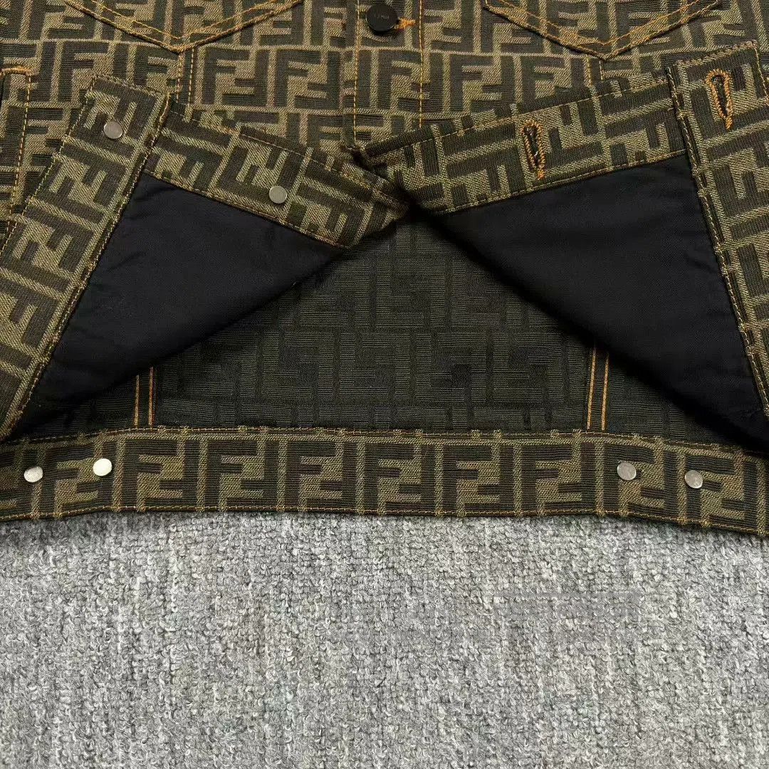 Fendi fendi monogram denim jacket with leather tag. Size US M / EU 48-50 / 2 - 8 Thumbnail