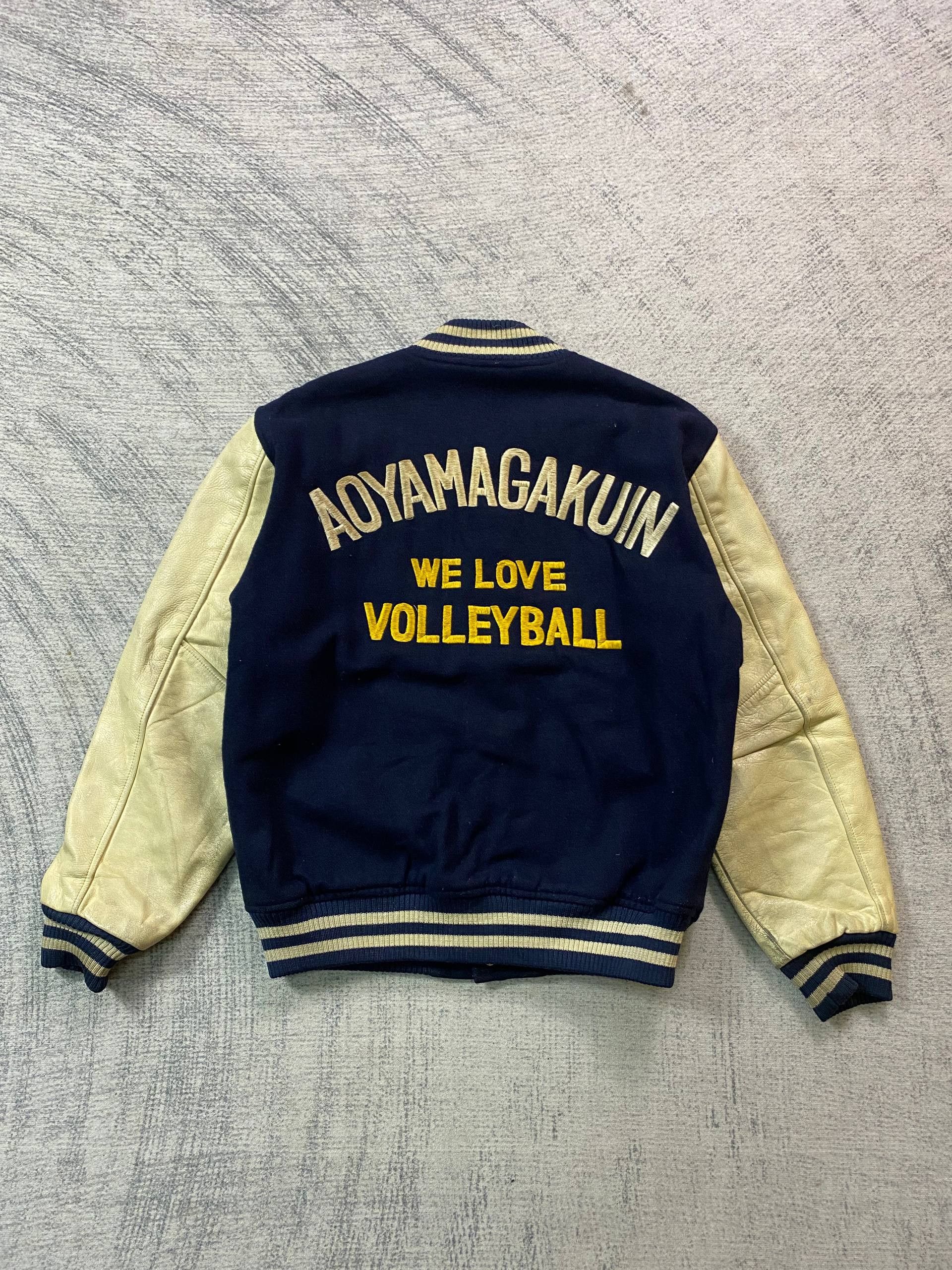 Vintage Vintage Aoyama Gakuin University Volleyball Varsity Jacket Size US M / EU 48-50 / 2 - 1 Thumbnail