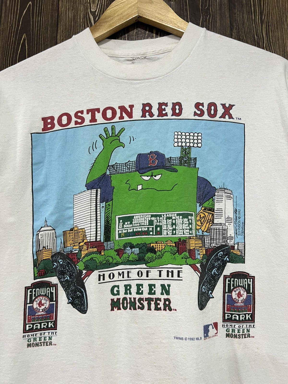 MLB Vintage 90s Boston Red Sox ‘Green Monster’ Tshirt Size US L / EU 52-54 / 3 - 2 Thumbnail