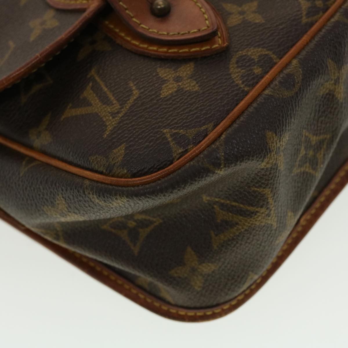 Louis Vuitton LOUIS VUITTON Monogram Gibeciere MM Shoulder Bag M42247 Size ONE SIZE - 16 Thumbnail