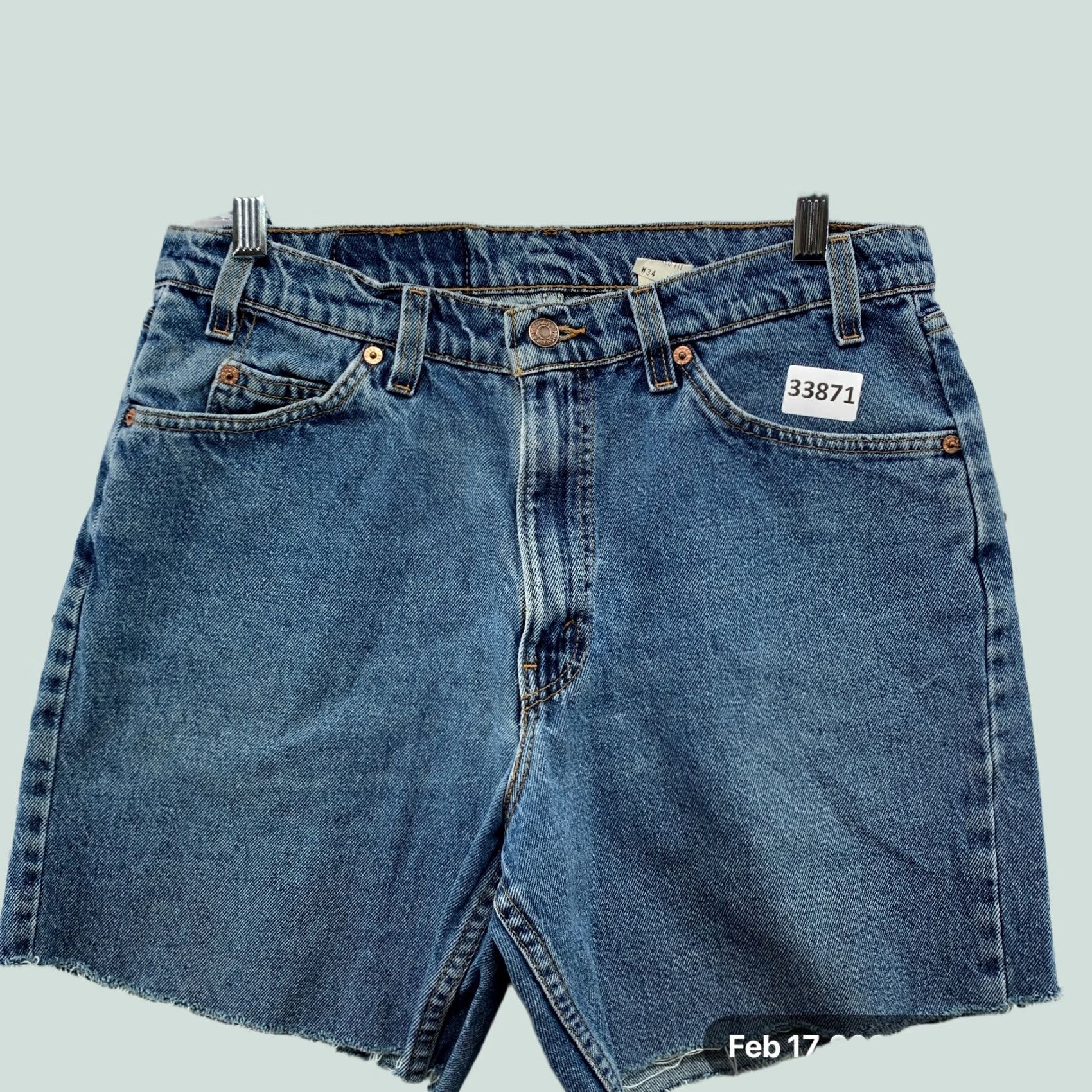 Levi's VINTAGE Levi's 90s Denim Shorts Mens 32x5 Light Wash Made USA Size US 32 / EU 48 - 1 Thumbnail