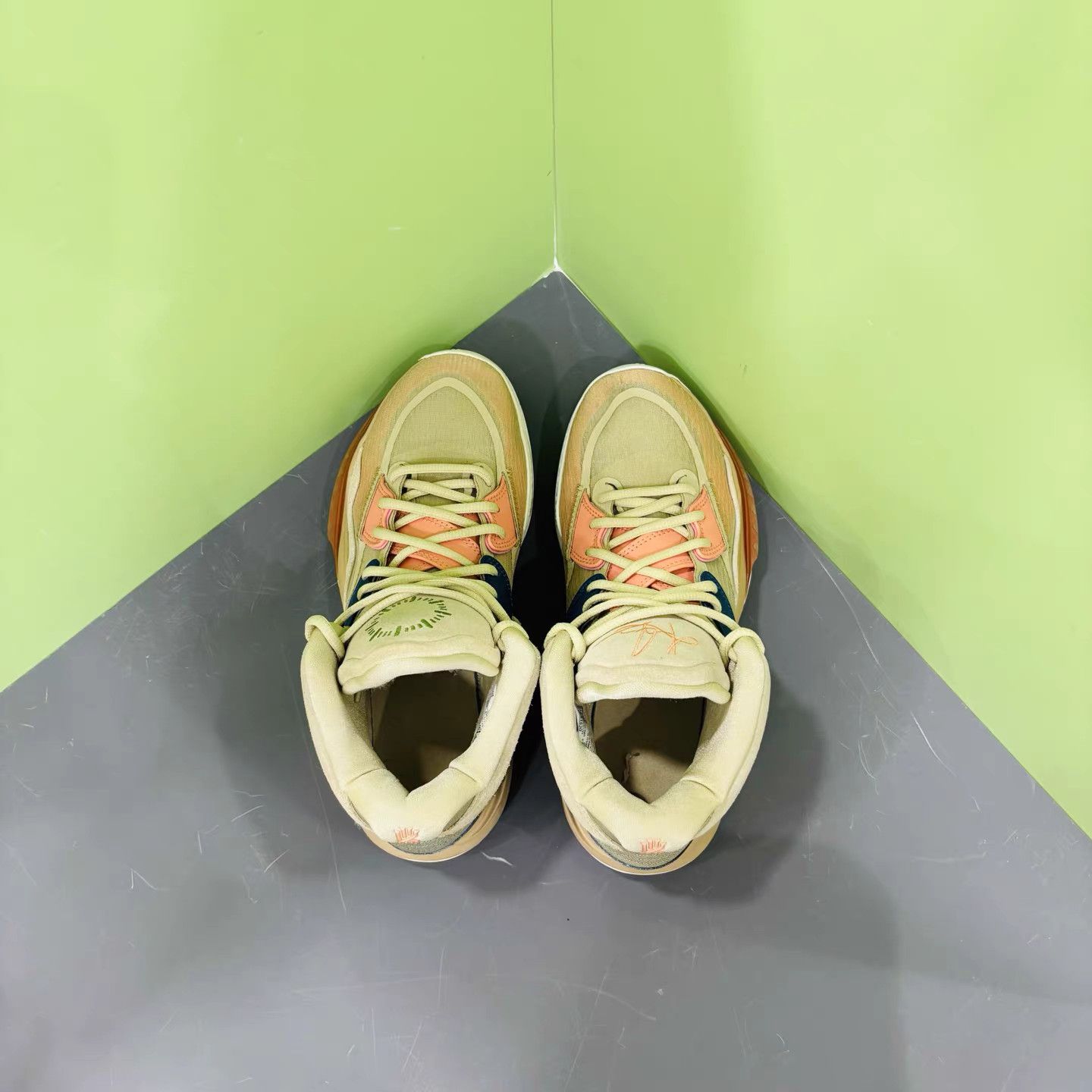 Nike Nike Kyrie 8 Basketball Shoes K15 Size US 9 / EU 42 - 7 Thumbnail