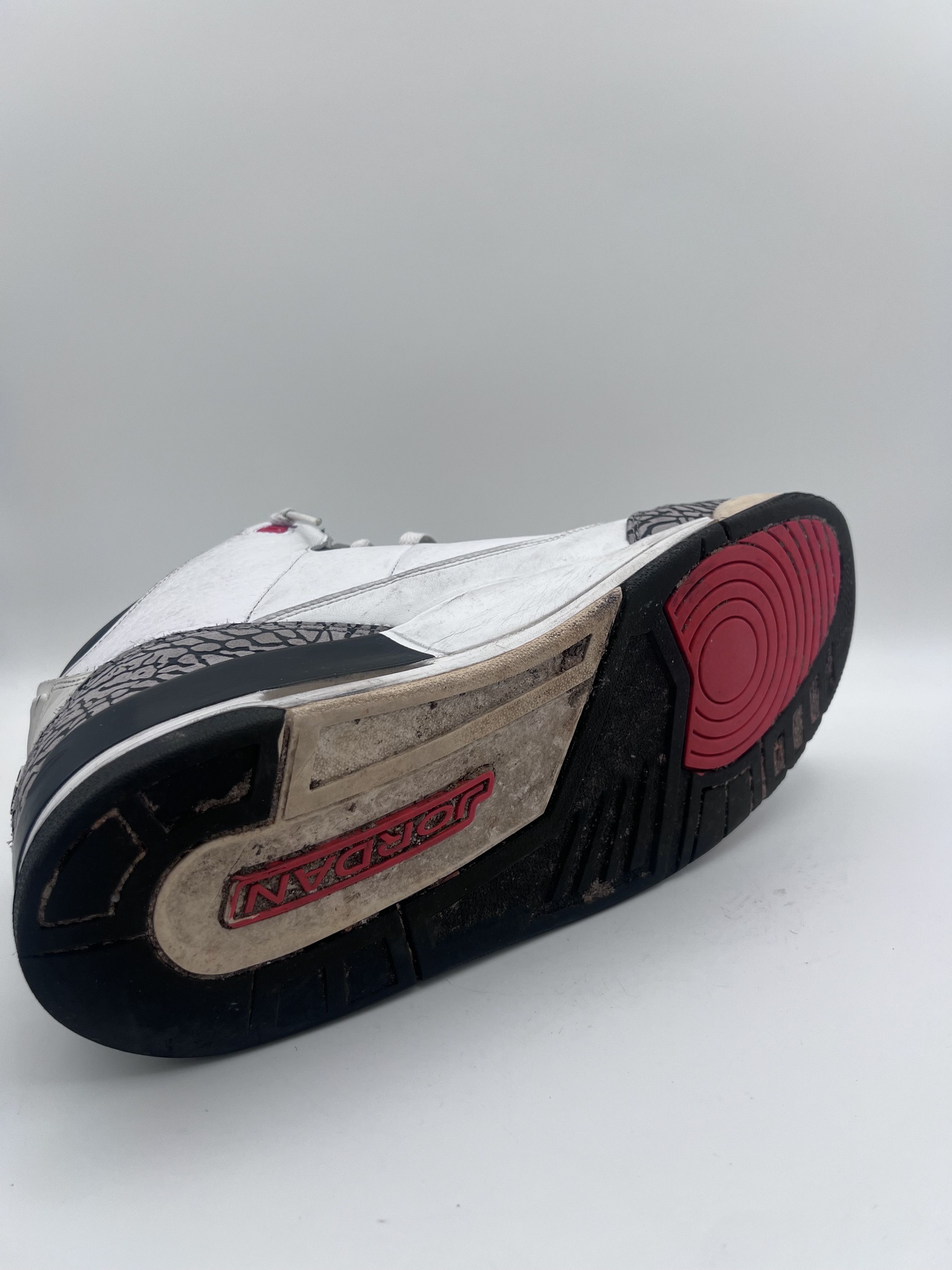 Jordan Brand Jordan 3 Retro Infrared 23 White 136064-123 Mens Size 13 Size US 13 / EU 46 - 8 Thumbnail