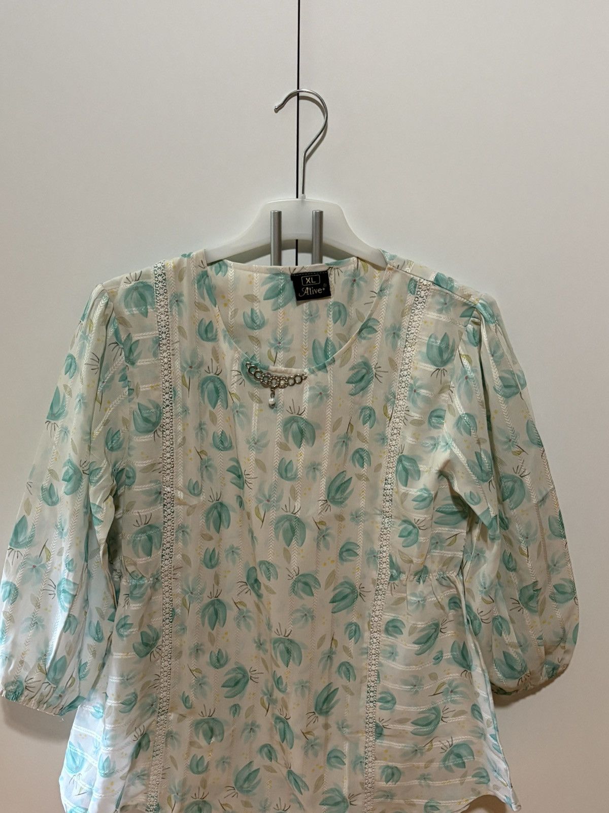 Other Mintgreen and white top Size S / US 4 / IT 40 - 1 Thumbnail