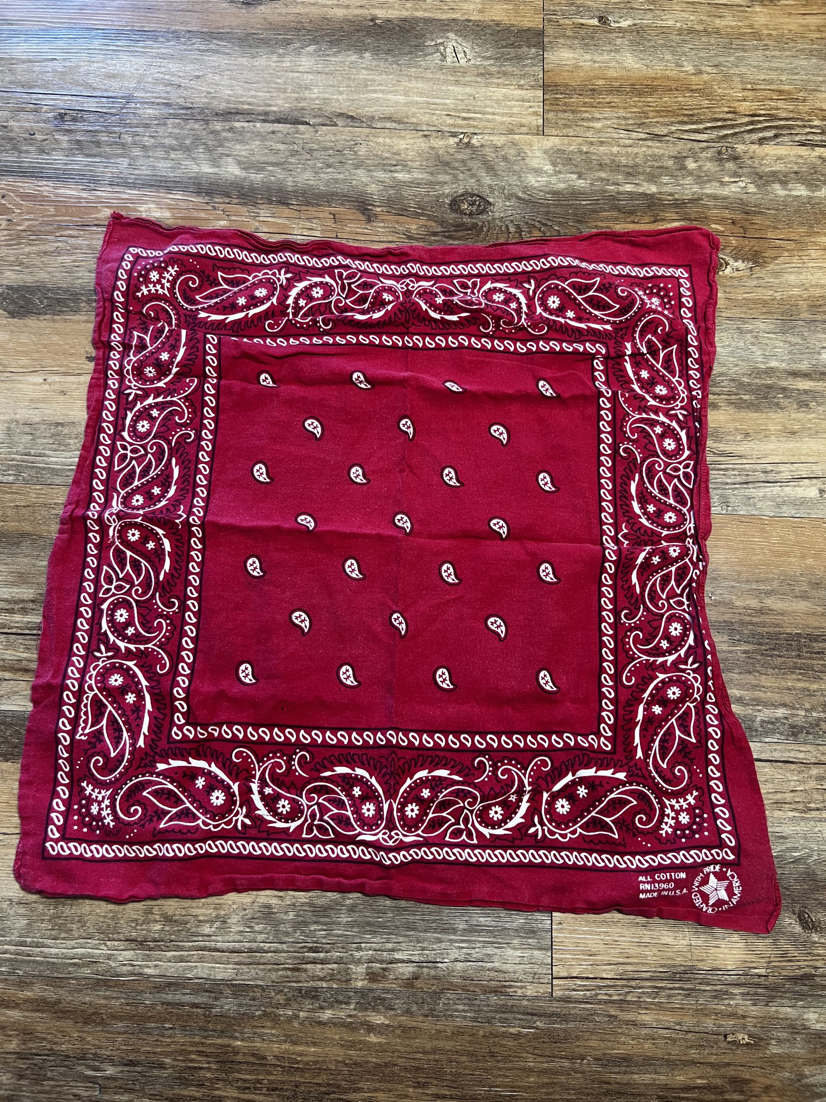 Vintage Vintage All Cotton Made in USA Paisley Bandana RN13960 Size ONE SIZE - 1 Thumbnail