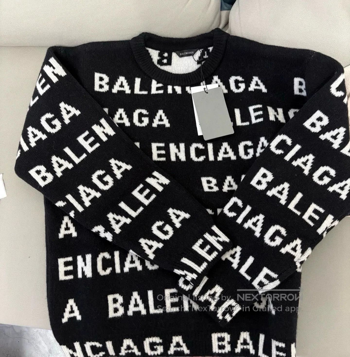 Balenciaga Balenciaga Logo Print Sweater. Size US S / EU 44-46 / 1 - 1 Thumbnail