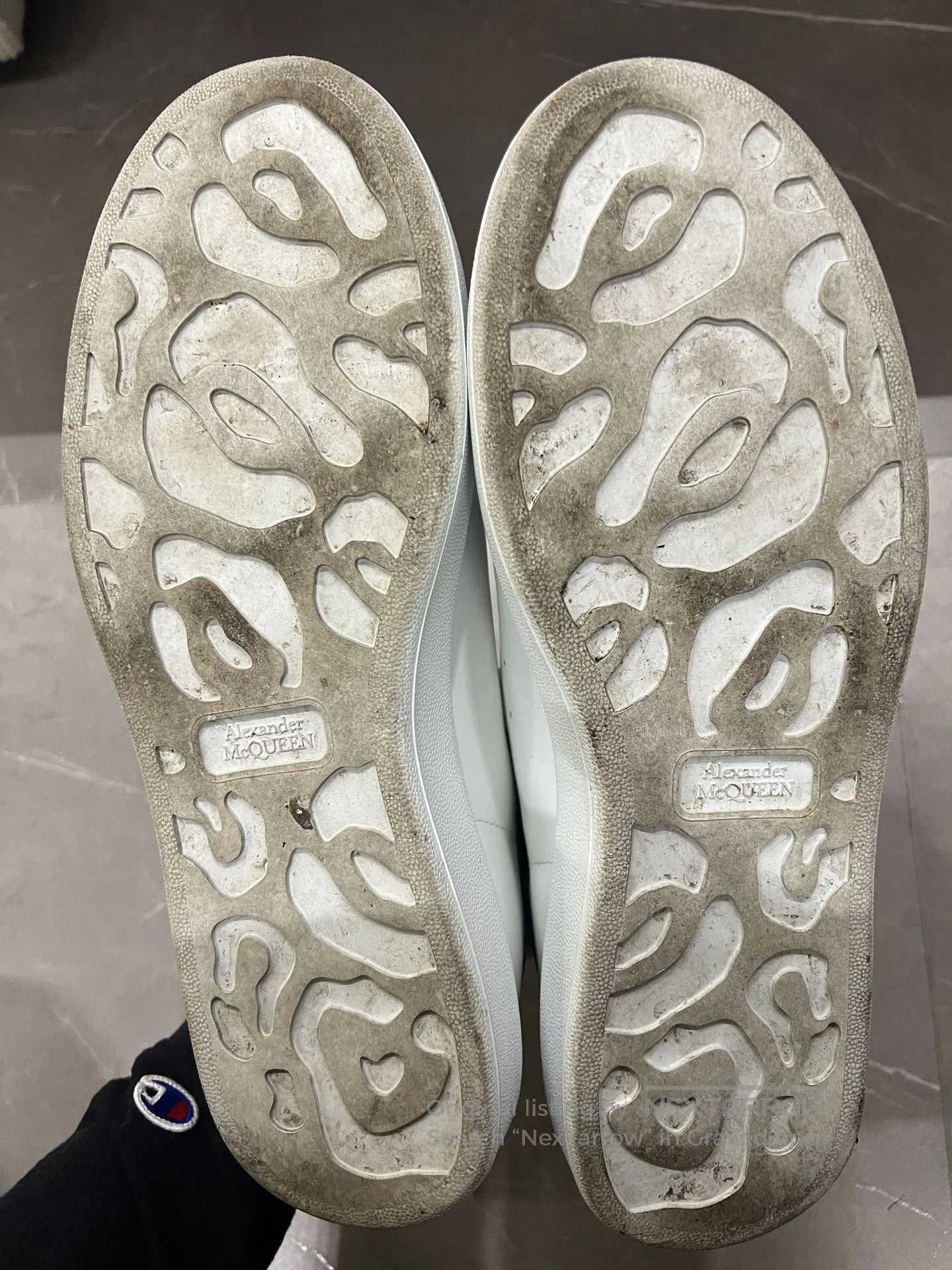 Alexander McQueen Alexander McQueen Classic White Sneakers. Size US 11.5 / EU 44-45 - 3 Thumbnail