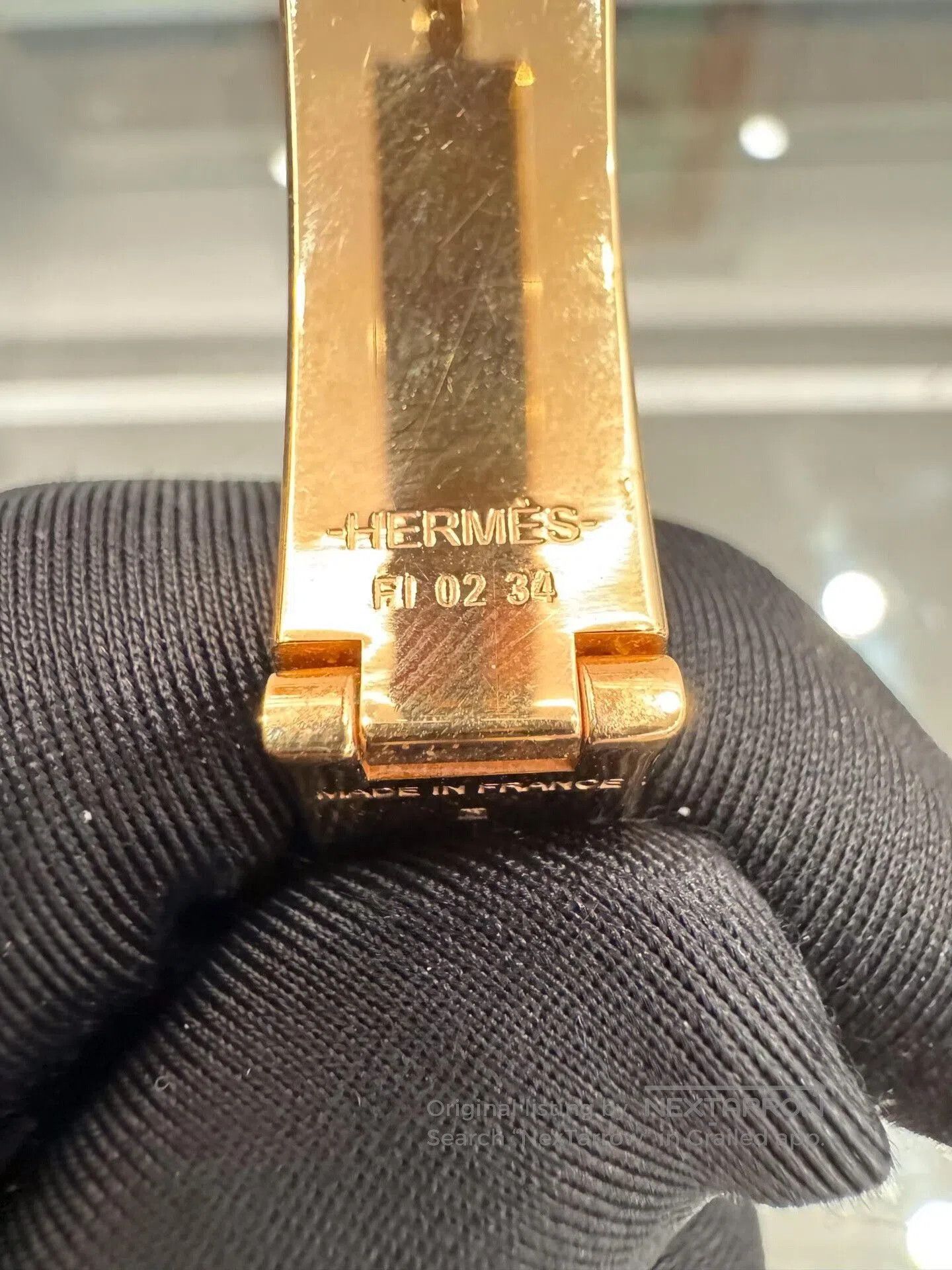 Hermes Hermes Clic H Enamel Gold Bracelet. Size ONE SIZE - 7 Thumbnail