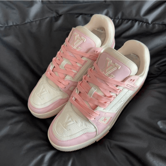 Louis Vuitton Louis Vuitton Low-Top Sneakers Size US 11 / IT 41 - 1 Thumbnail