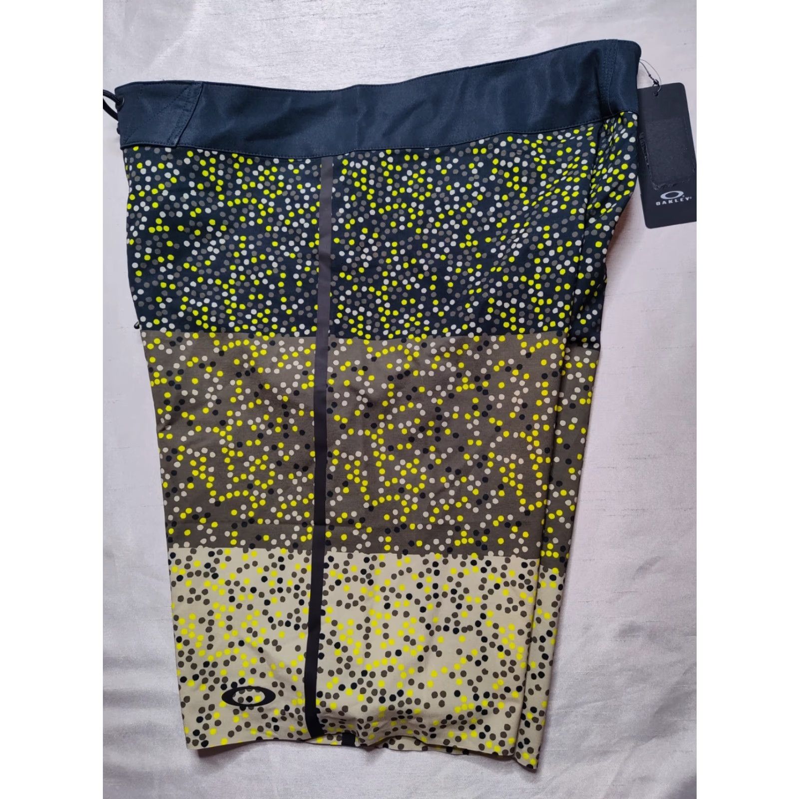 Oakley OAKLEY Men Size 30 Blackout Pixel Stripes Board Shorts NEW Size US 30 / EU 46 - 3 Thumbnail