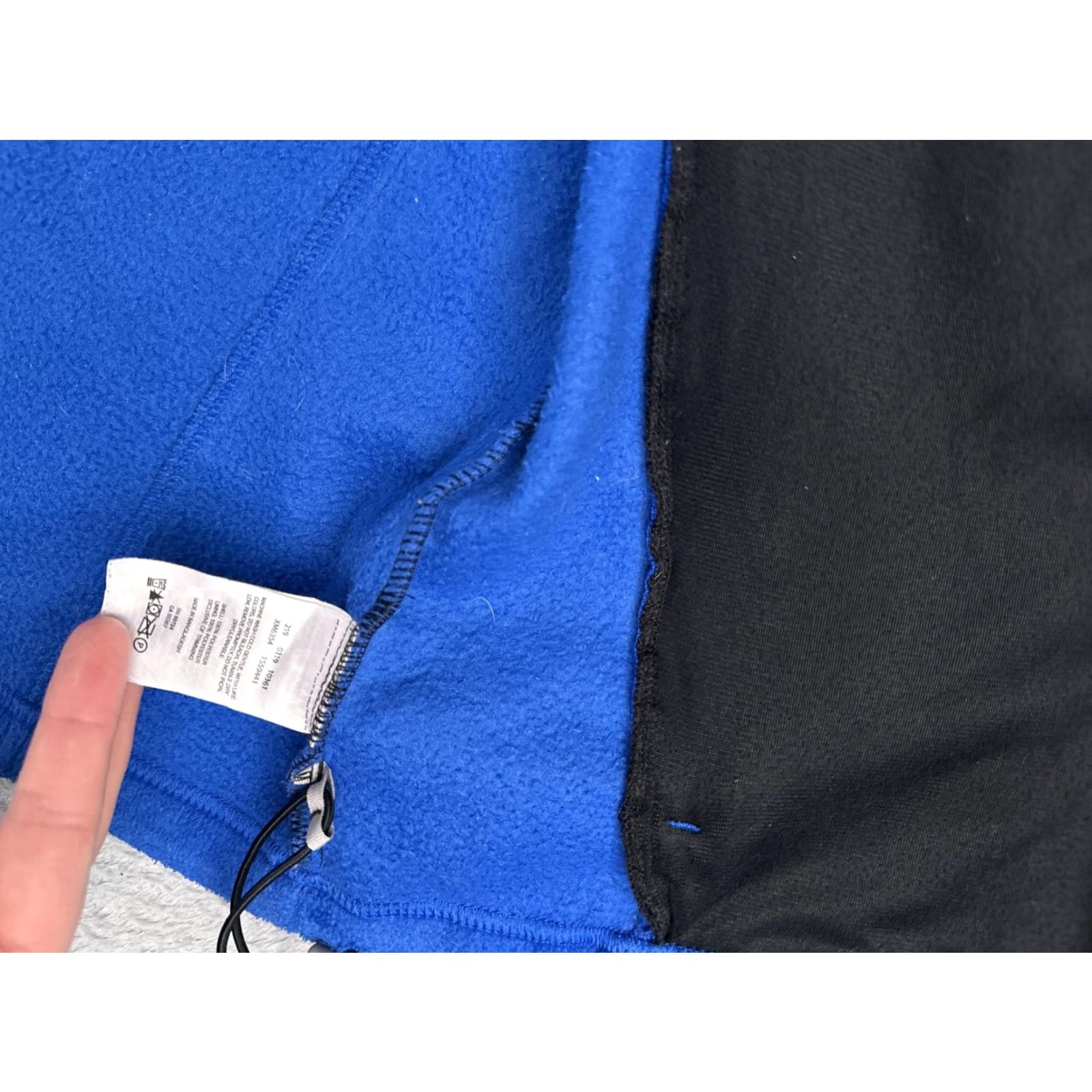 Vintage VINTAGE: No // Columbia Jacket // Fleece // Full Zip // Black Blue // Mens Small // Regular // Windbreaker // Outdoor // XM6354 Size US S / EU 44-46 / 1 - 4 Thumbnail