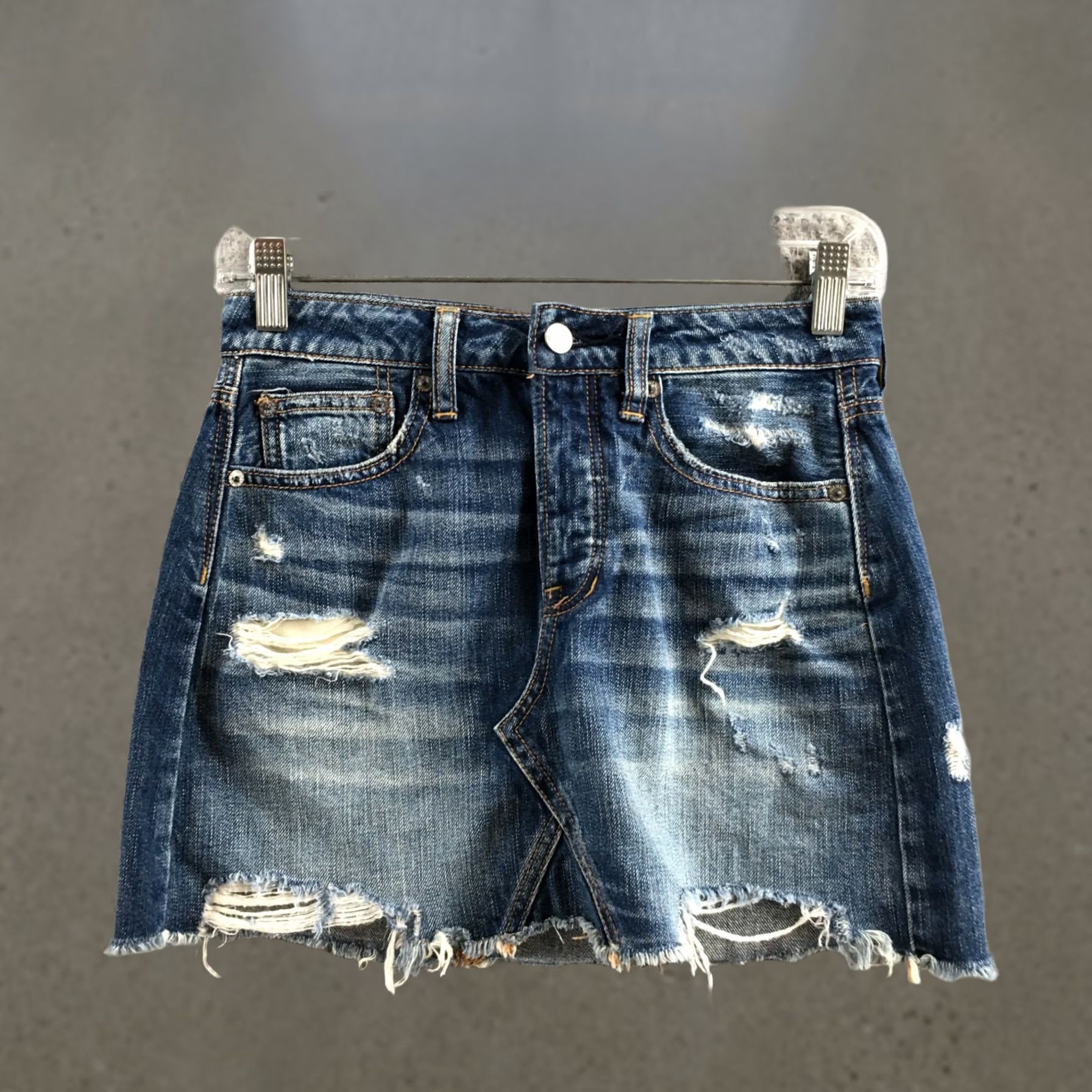 American Eagle Outfitters American Eagle Outfitters Mini Skirt Womens 0 Regular Blue Denim Distressed Zip Shorts? Size 25" / US 0 / IT 36 - 1 Thumbnail