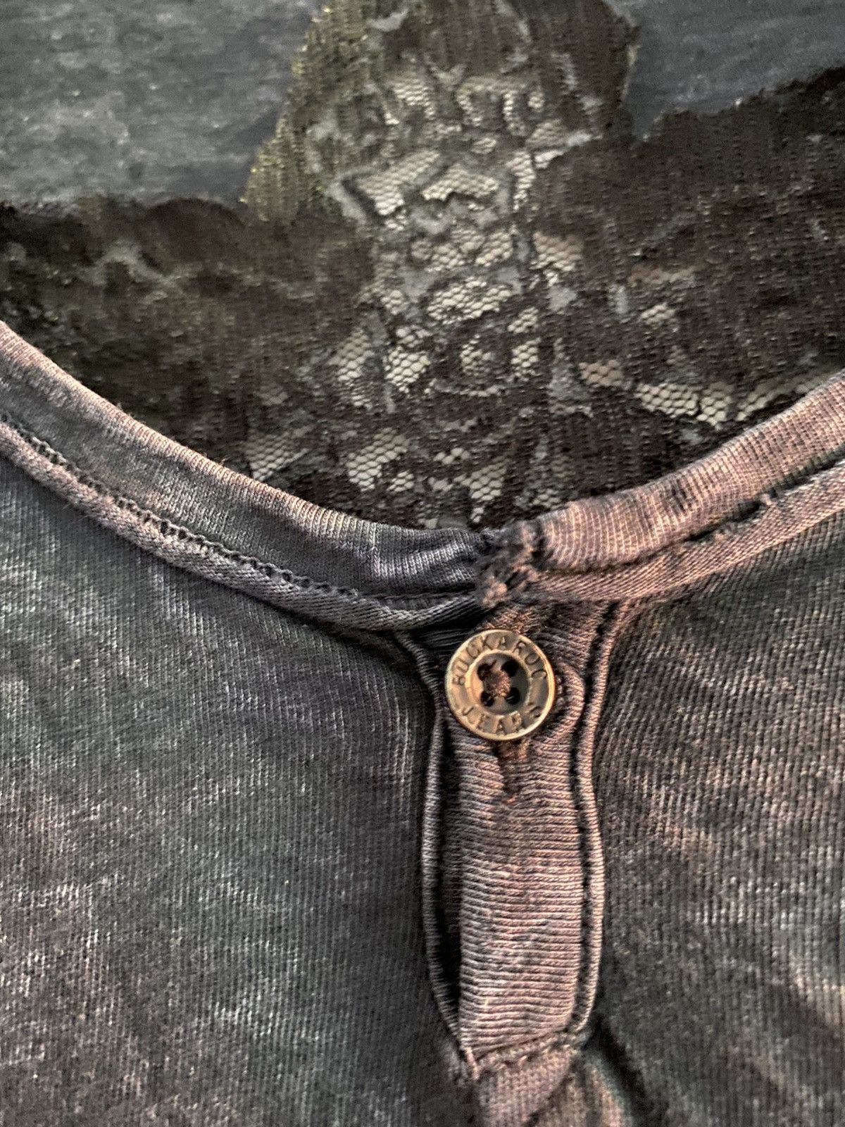 20471120 buckaroo distressed pocket washed black longsleeve tshirt Size US M / EU 48-50 / 2 - 9 Thumbnail