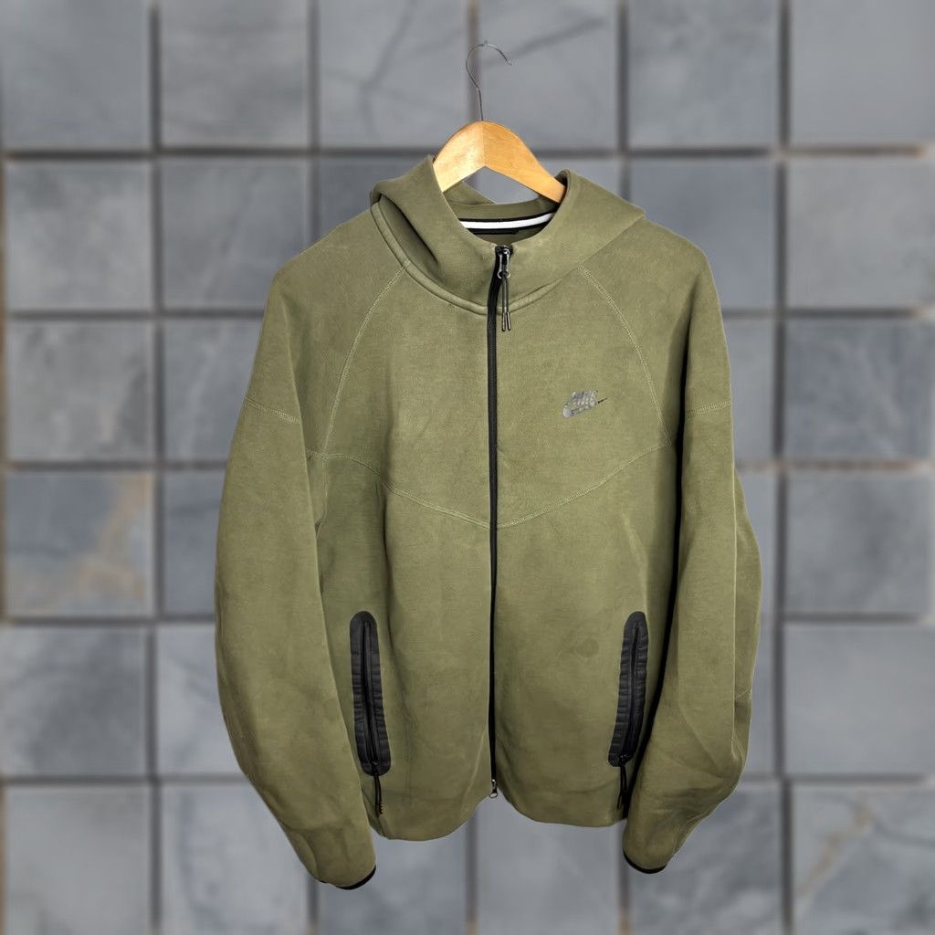 Nike Nike Hoodie Men L Green Full Zip Athletic Jacket Pockets Swoosh Logo Size US L / EU 52-54 / 3 - 1 Thumbnail