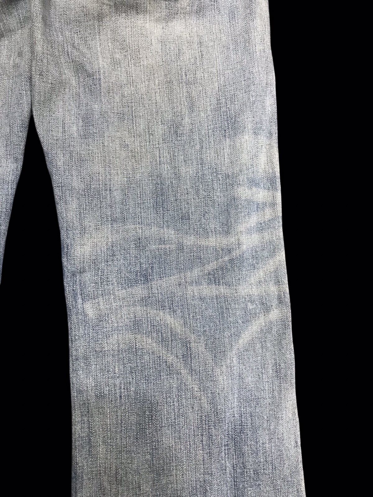 True Religion 💥THRASHED💥TRUE RELIGION LOW RISE DISTRESSED DENIM F377 Size US 29 - 11 Thumbnail