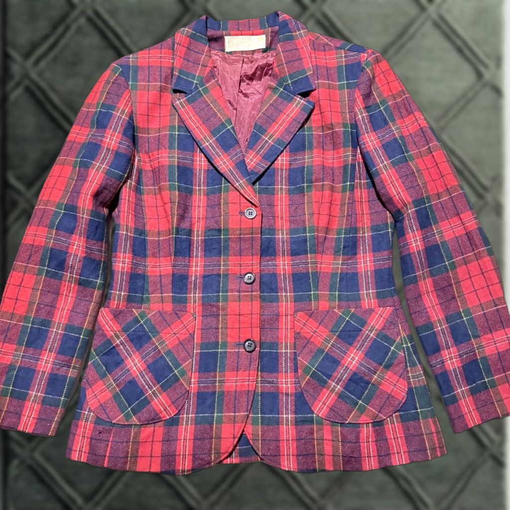 Pendleton VTG Pendleton Blazer Women Jacket Wool Red Navy Plaid USA Made 3-Button Jacket S Regular Adult Womens Size S / US 4 / IT 40 - 1 Thumbnail