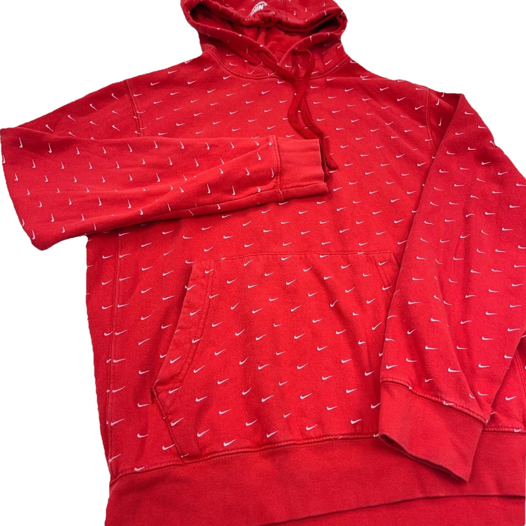 Nike Nike Hoodie Men Medium Red White Sweatshirt Sweater Mini Swoosh All Over AOP Size US M / EU 48-50 / 2 - 5 Thumbnail