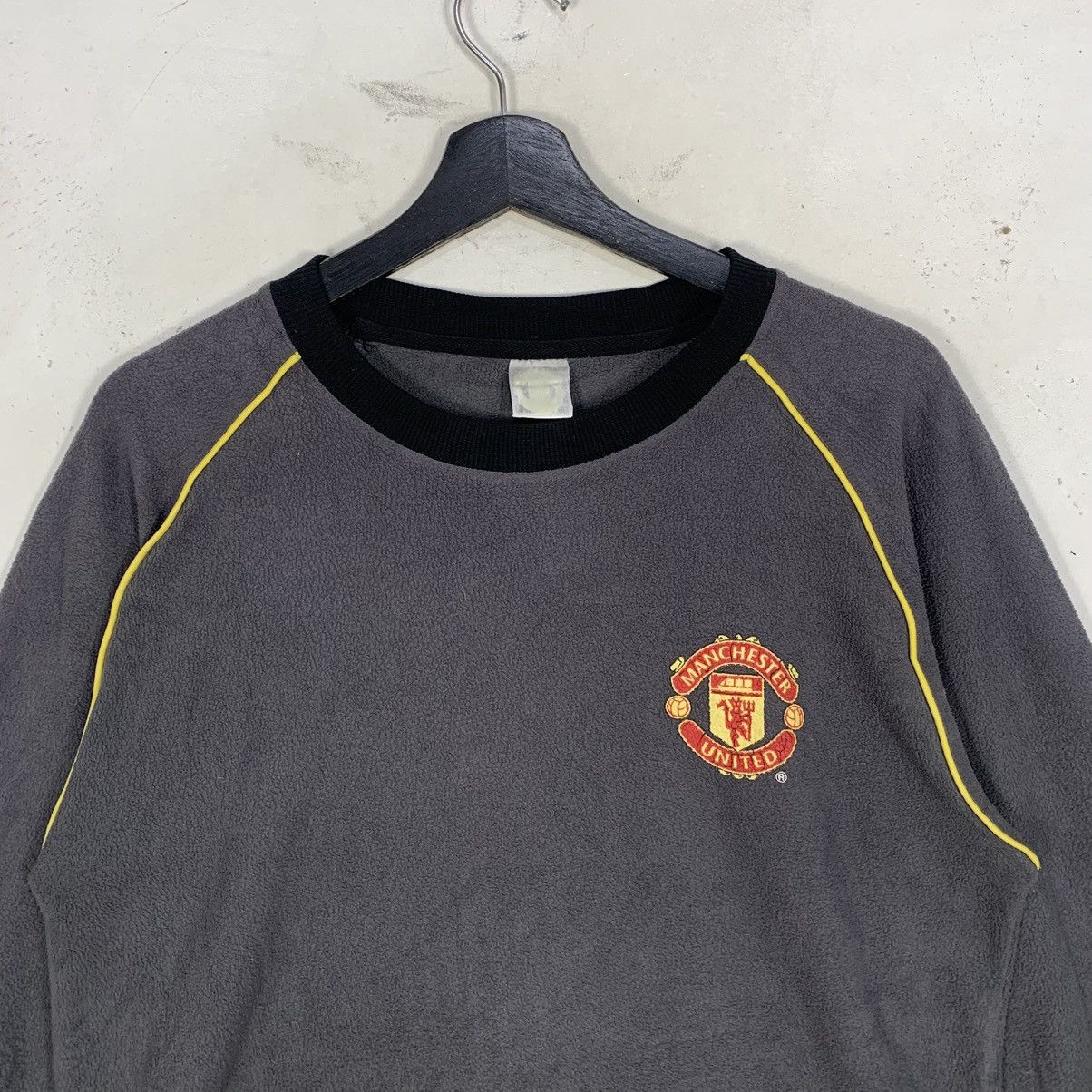 Vintage Vintage Manchester United FootballClub Sportwear Sweatshirt Size US M / EU 48-50 / 2 - 2 Thumbnail