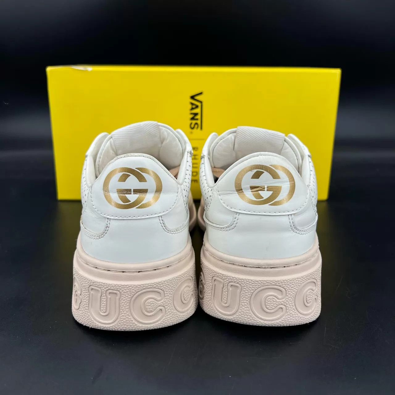 Gucci Gucci Rhyton Sneaker White/Brown Women's 36.5 CH7945 Size US 6 / IT 36 - 7 Thumbnail