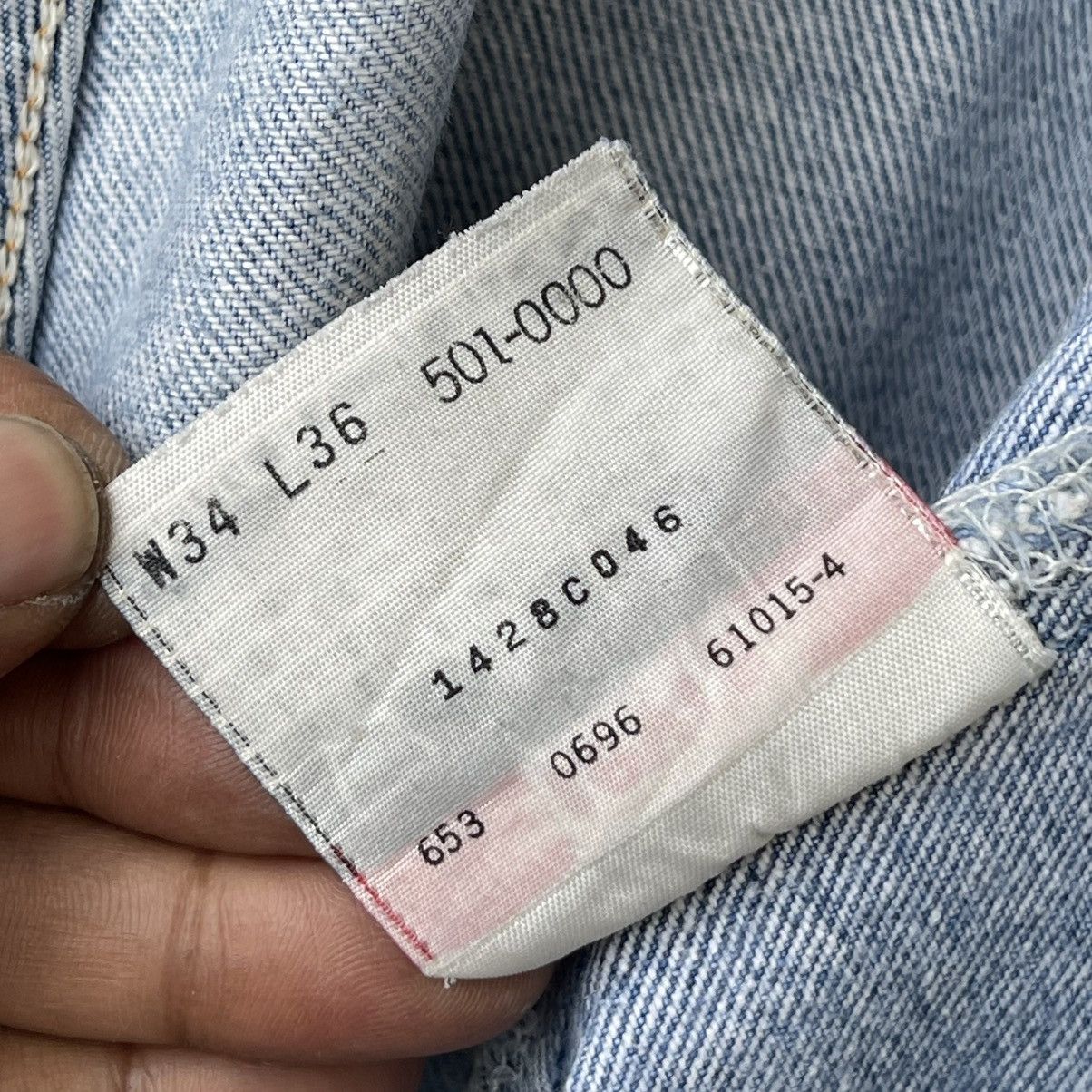 Levi's Vintage 90s Levi's 501XX USA - Thrashed Grunge Look Denim Size US 33 - 17 Thumbnail