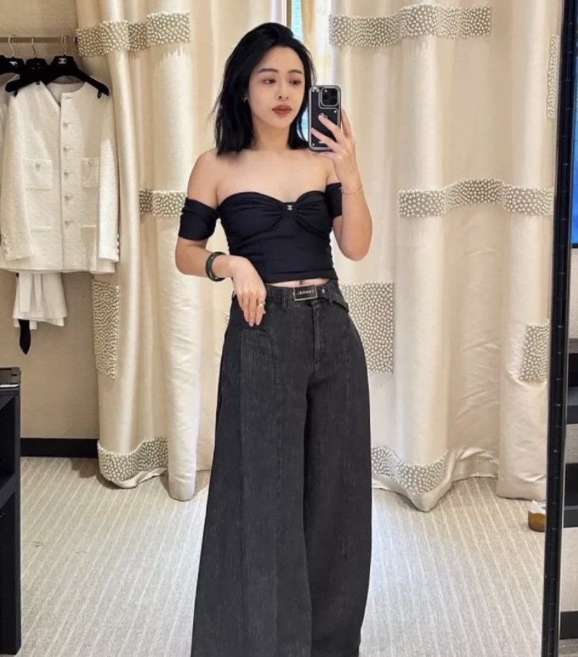 Chanel CW0408 Chanel Black Off-Shoulder Cropped Top Size XS / US 0-2 / IT 36-38 - 3 Thumbnail