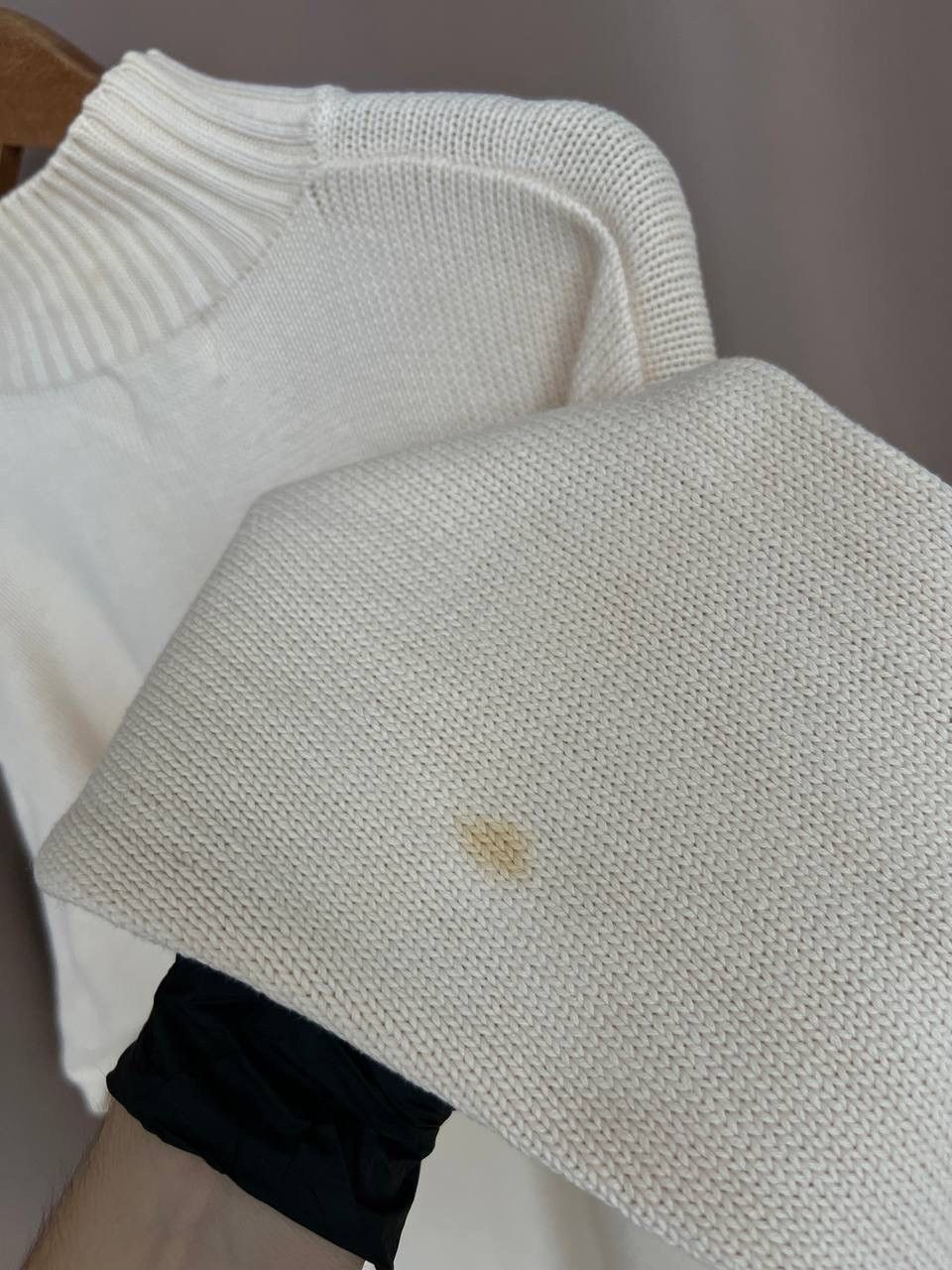 Yves Saint Laurent Yves Saint Laurent Rare Knit Patch Sweater Mens Size M/L Size US M / EU 48-50 / 2 - 13 Thumbnail